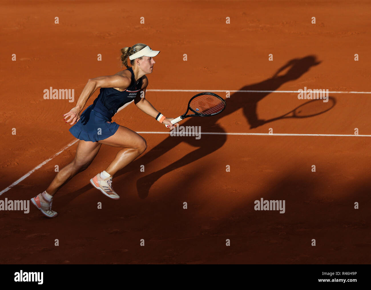 Angelique kerber running hi-res stock photography and images - Alamy