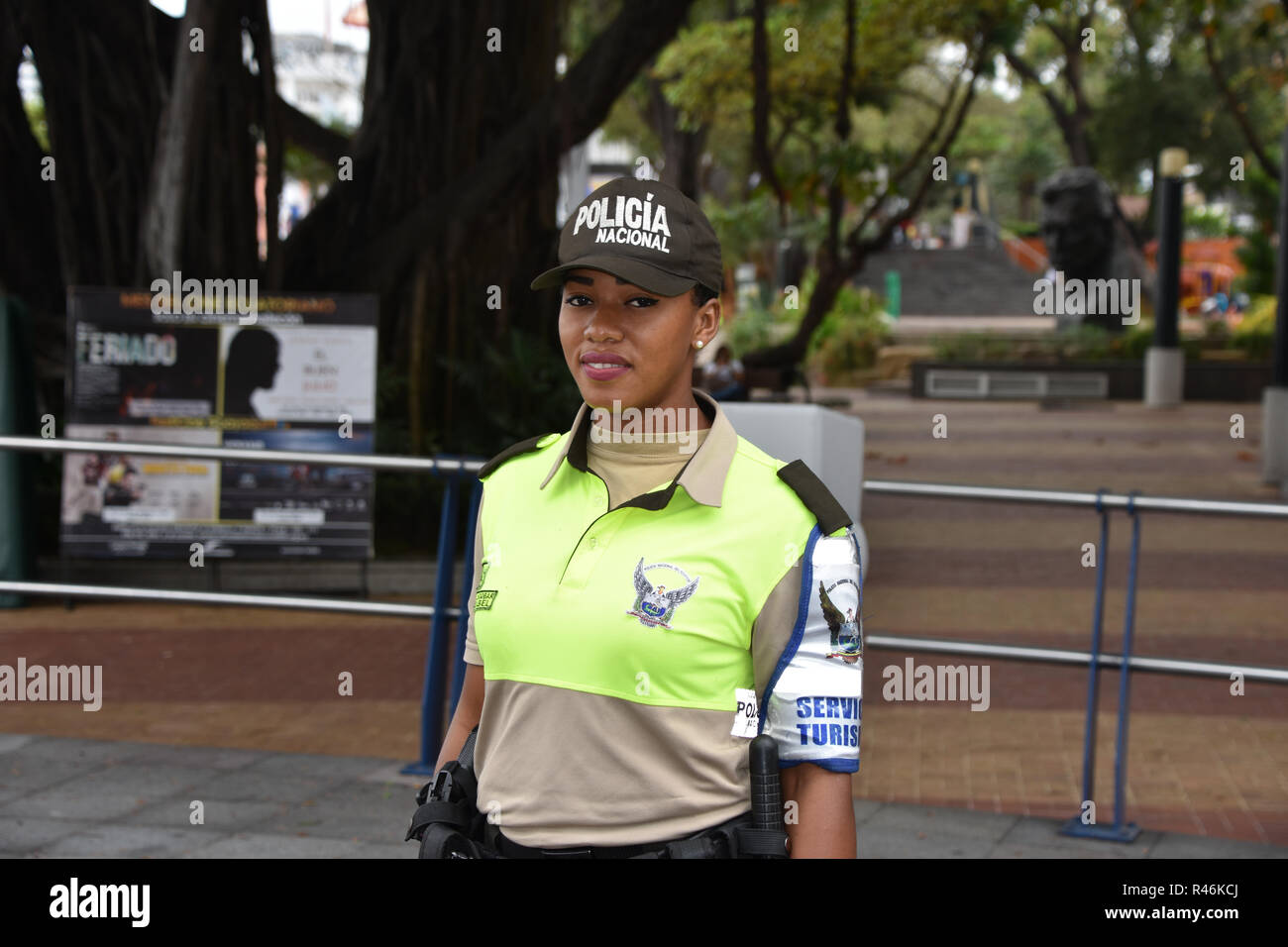 Female police officer in Ecuador Stock Photo