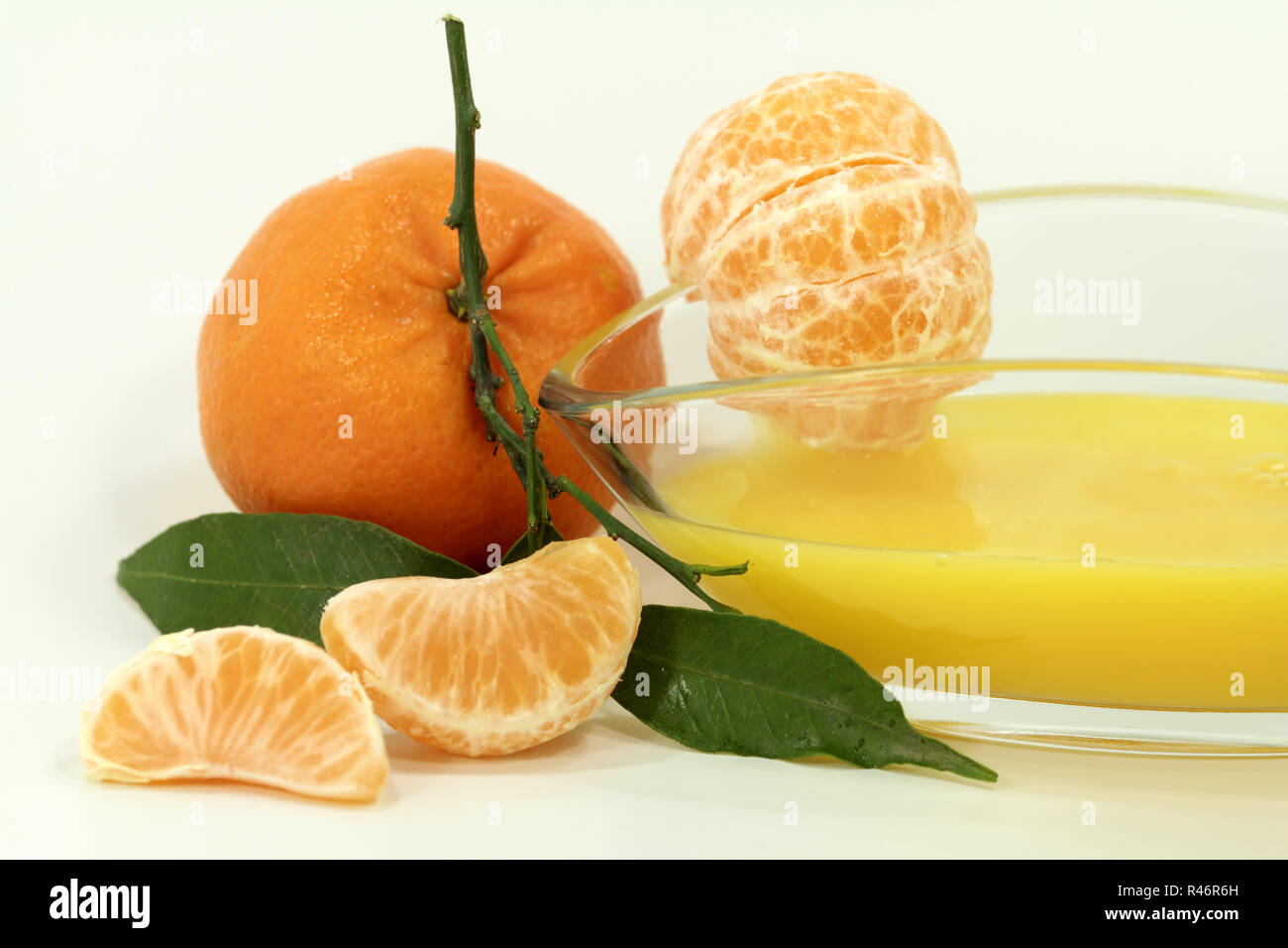Satsuma mandarinen hires stock photography and images Alamy