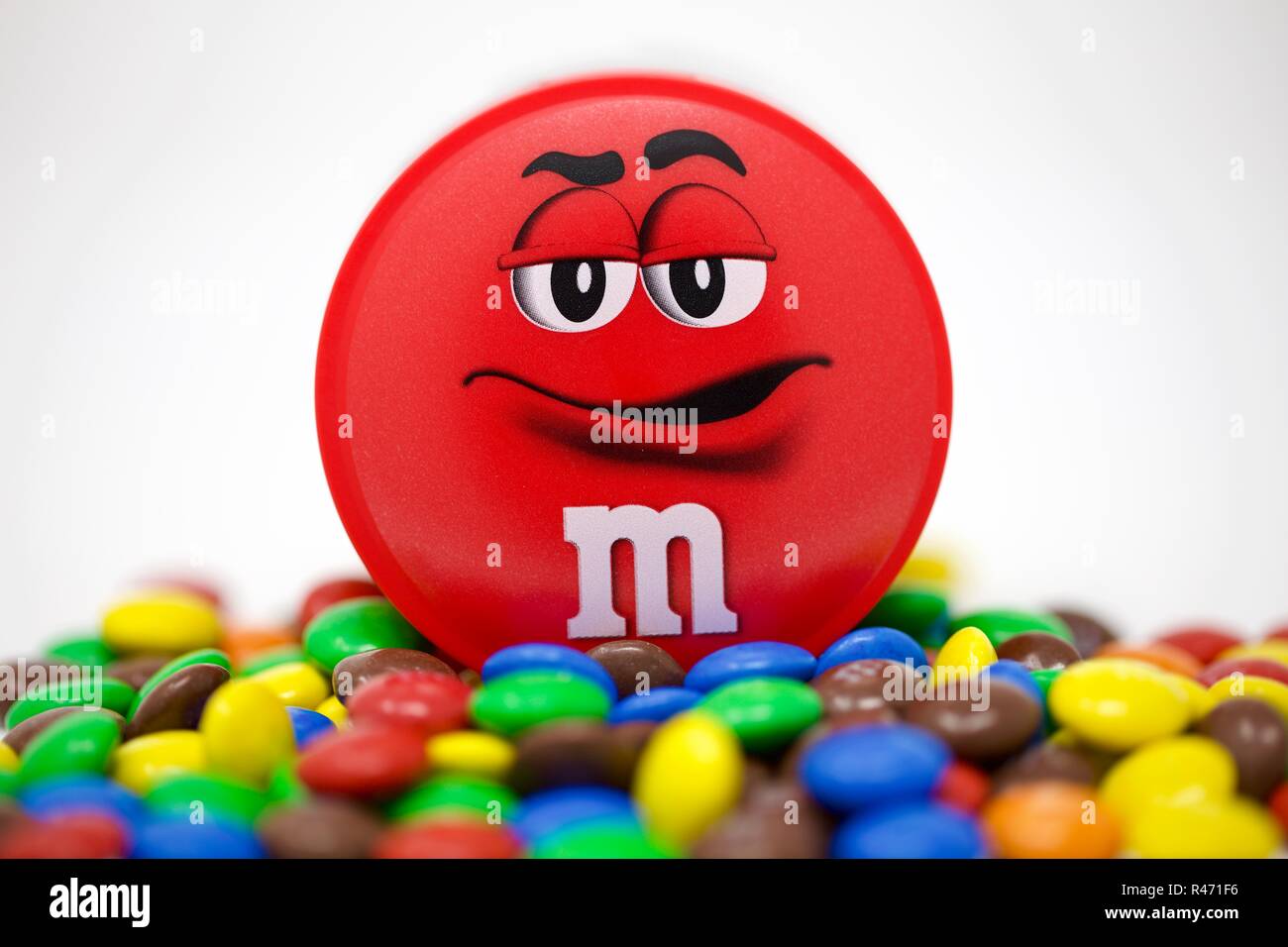 Mms Stock Photo - Download Image Now - M&M's, Candy, Chocolate - iStock
