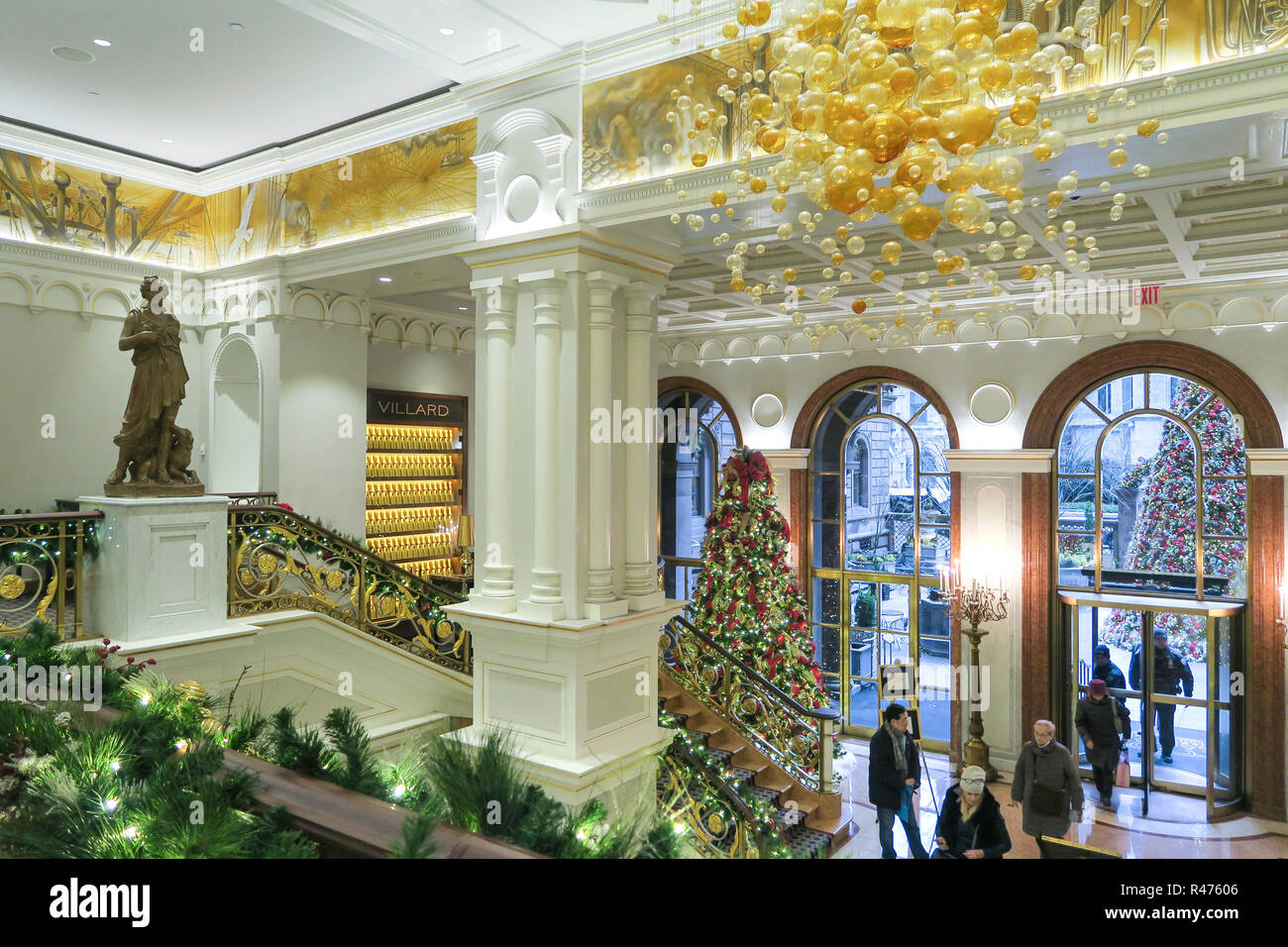 Lotte new york palace christmas tree hires stock photography and