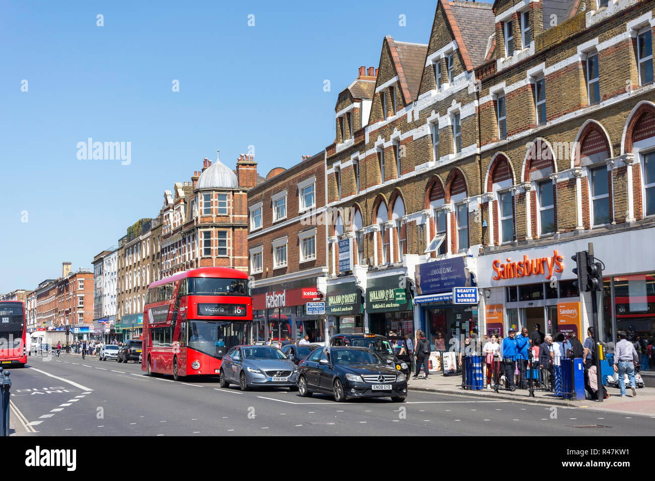 Kilburn high road hi-res stock photography and images - Alamy