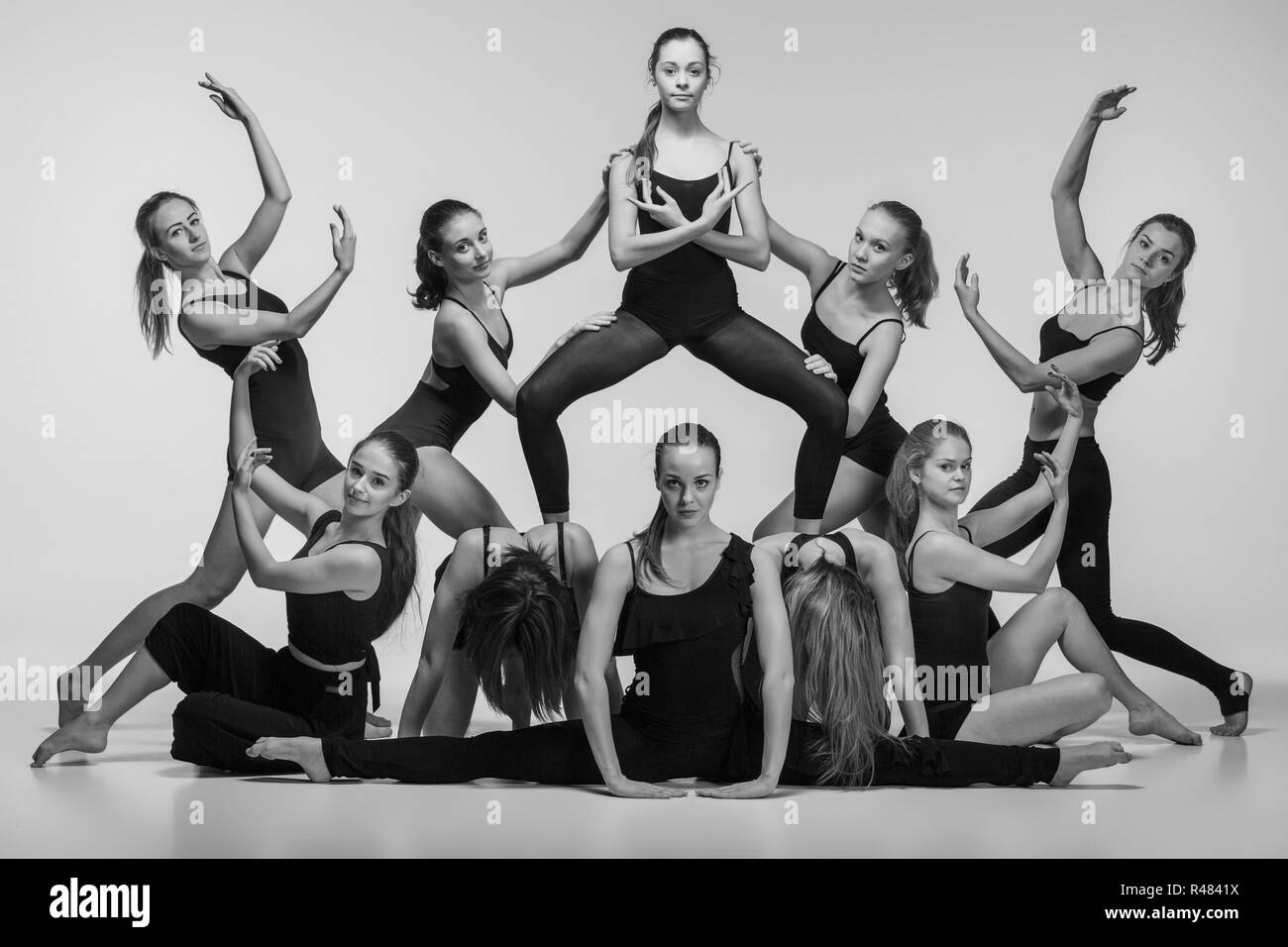 Teen dancers Black and White Stock Photos & Images - Alamy