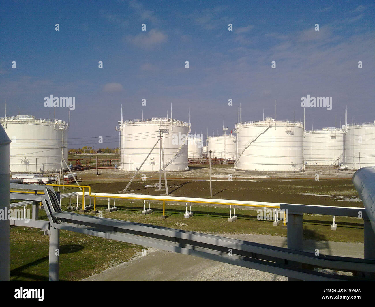 Tank the vertical steel. Capacities for storage of oil products Stock