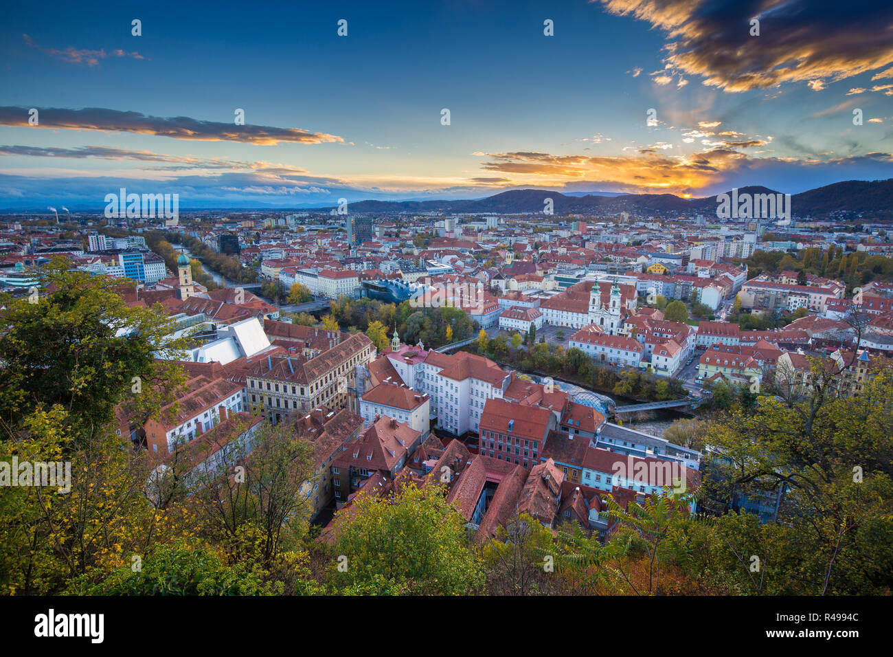Rooftops town trees hi-res stock photography and images - Alamy