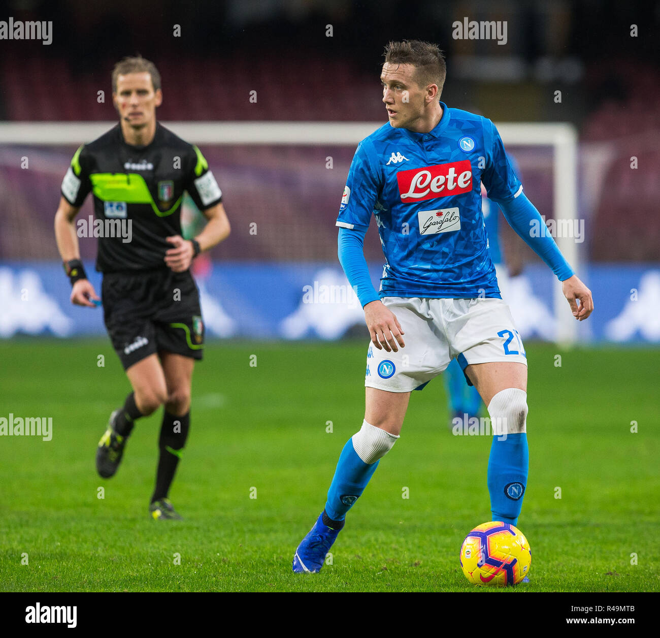 Piotr Zielinski of SSC Napoli seen in action during the SSC Napoli vs A.C. Chievo Serie A football match at the San Paolo Stadium. (Final score; SSC Napoli 0:0 Chievo ) Stock Photo