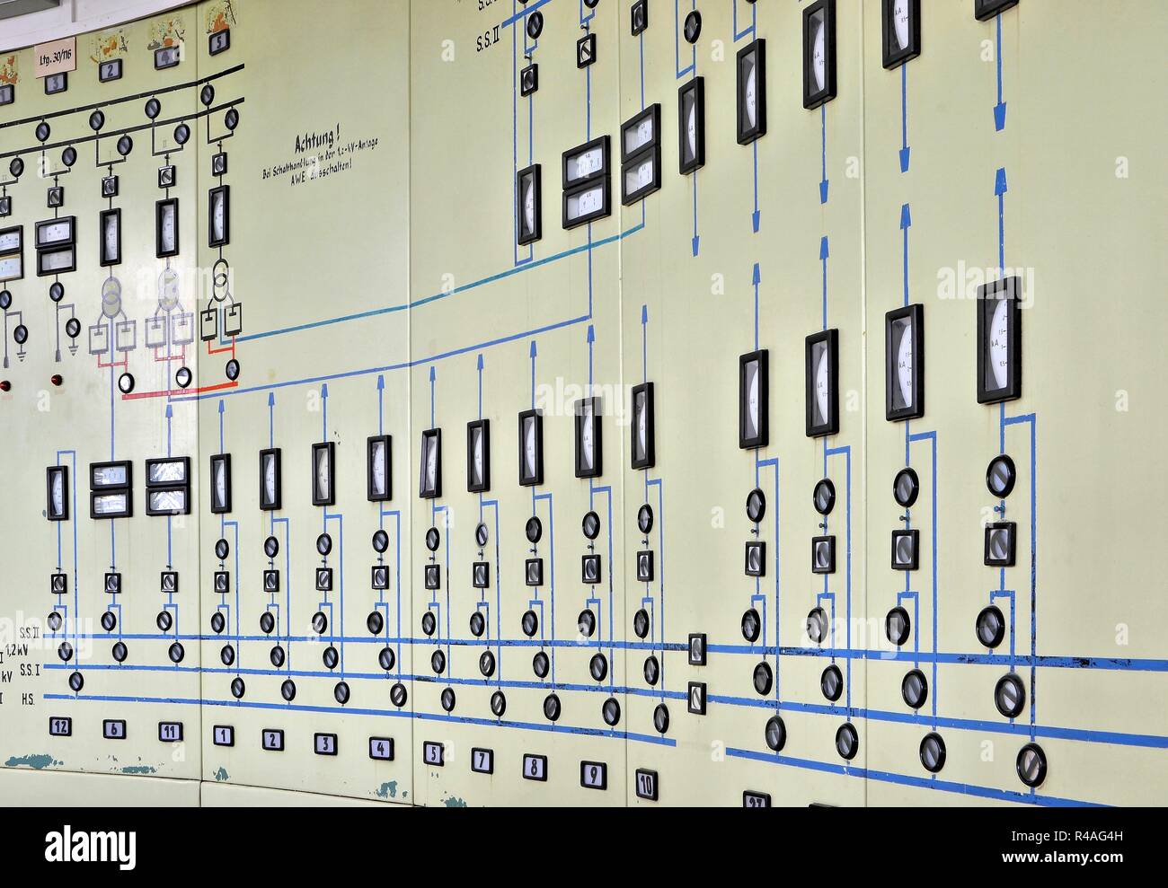 Center control hi-res stock photography and images - Alamy