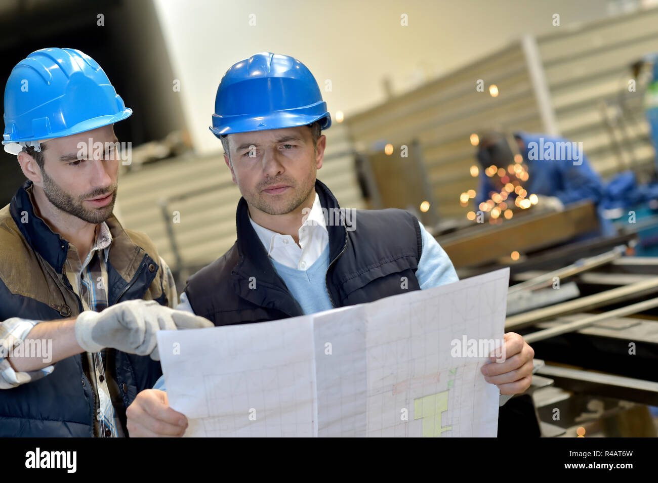 Профессия инженер. Инженер. Инженер механик. Инженерные профессии. Строители.