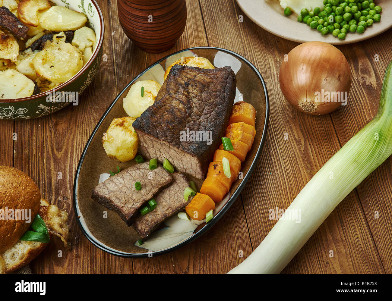 Roast Beef roast potatoes and gravy, English cuisine, Britain