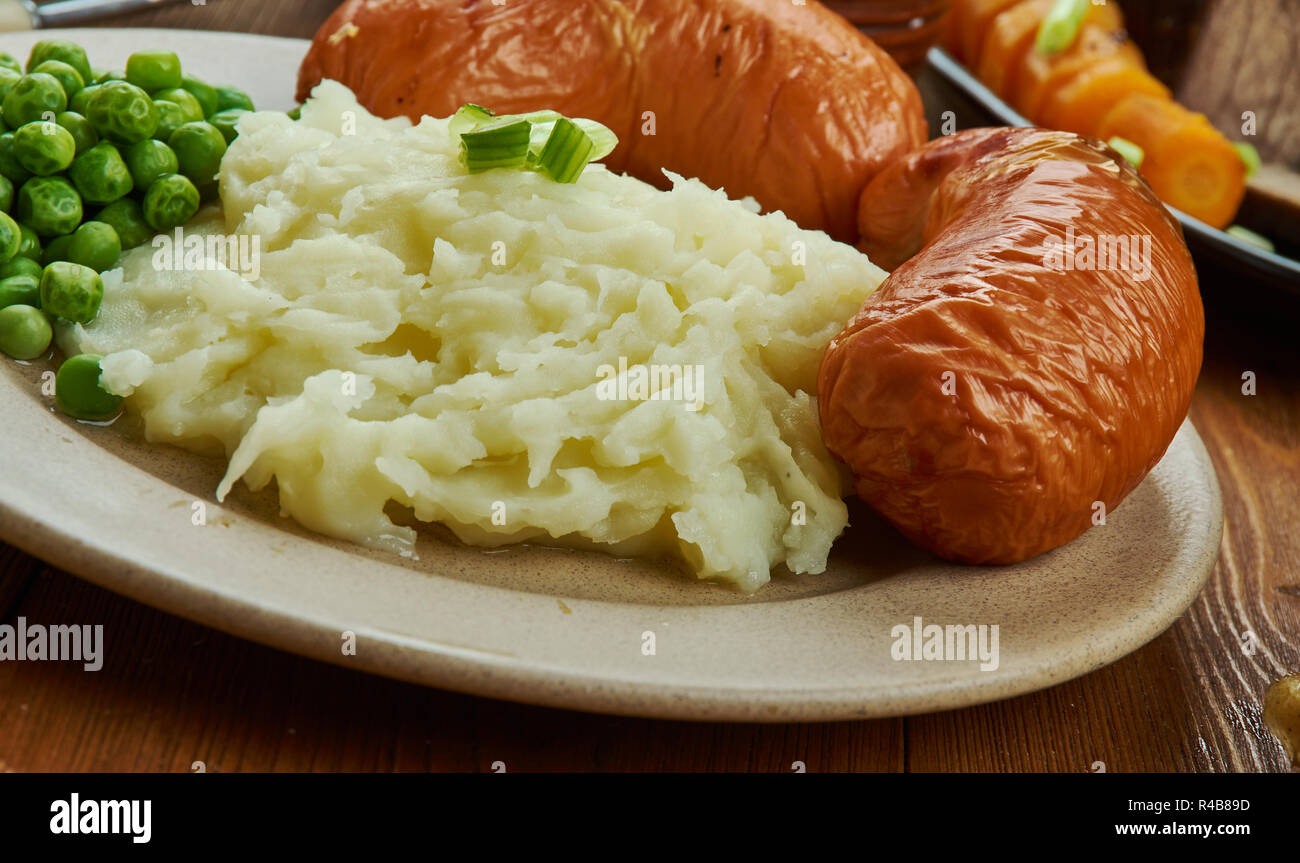 Bangers and mash, English cuisine, traditional dish of Great Britain and Ireland comprising sausages served with mashed potatoes, Britain Traditional Stock Photo
