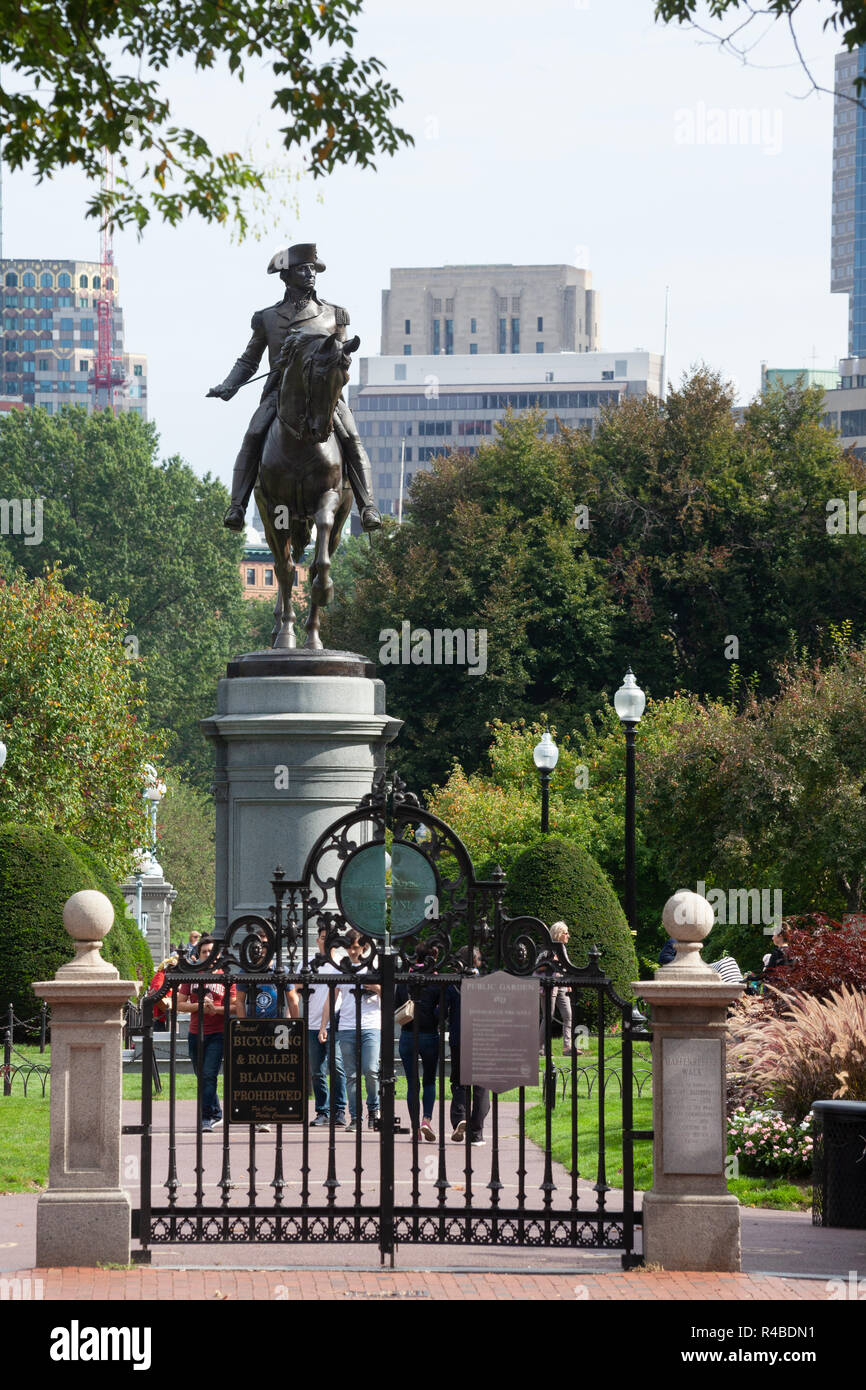 The Washington statue at the Arlington Street entrance at the Boston Public Gardens