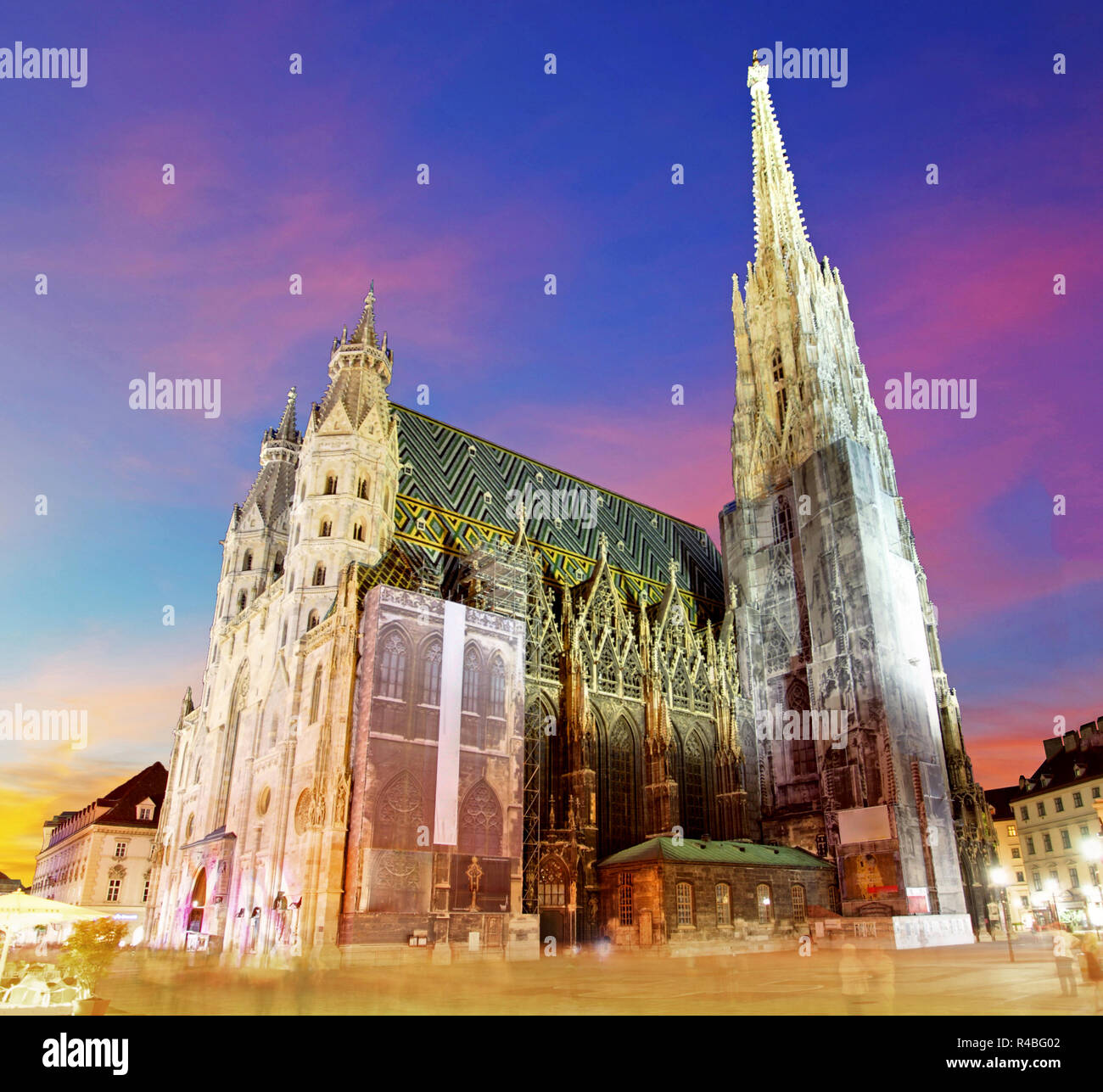 Vienna Stephansdom at colorful sunset in Austria Stock Photo Alamy