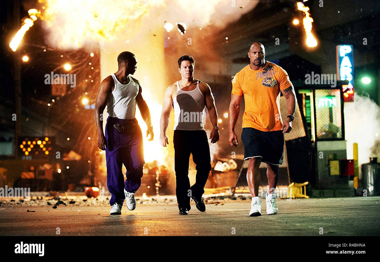 PAIN & GAIN 2013 Paramount Pictures film with from left: Anthony Mackie