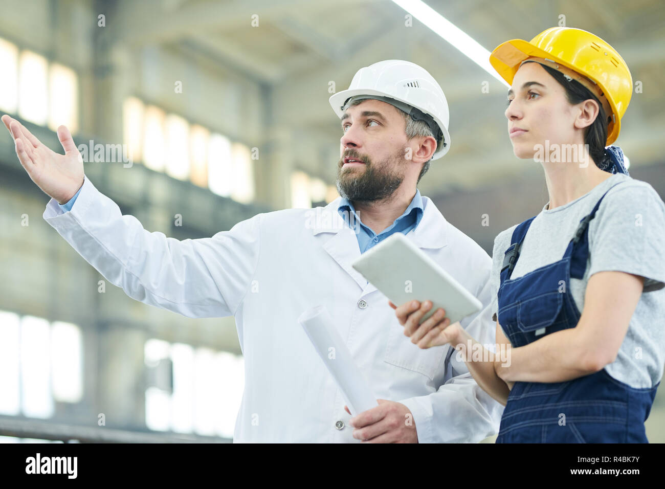 Engineer inspection industrial hires stock photography and images Alamy