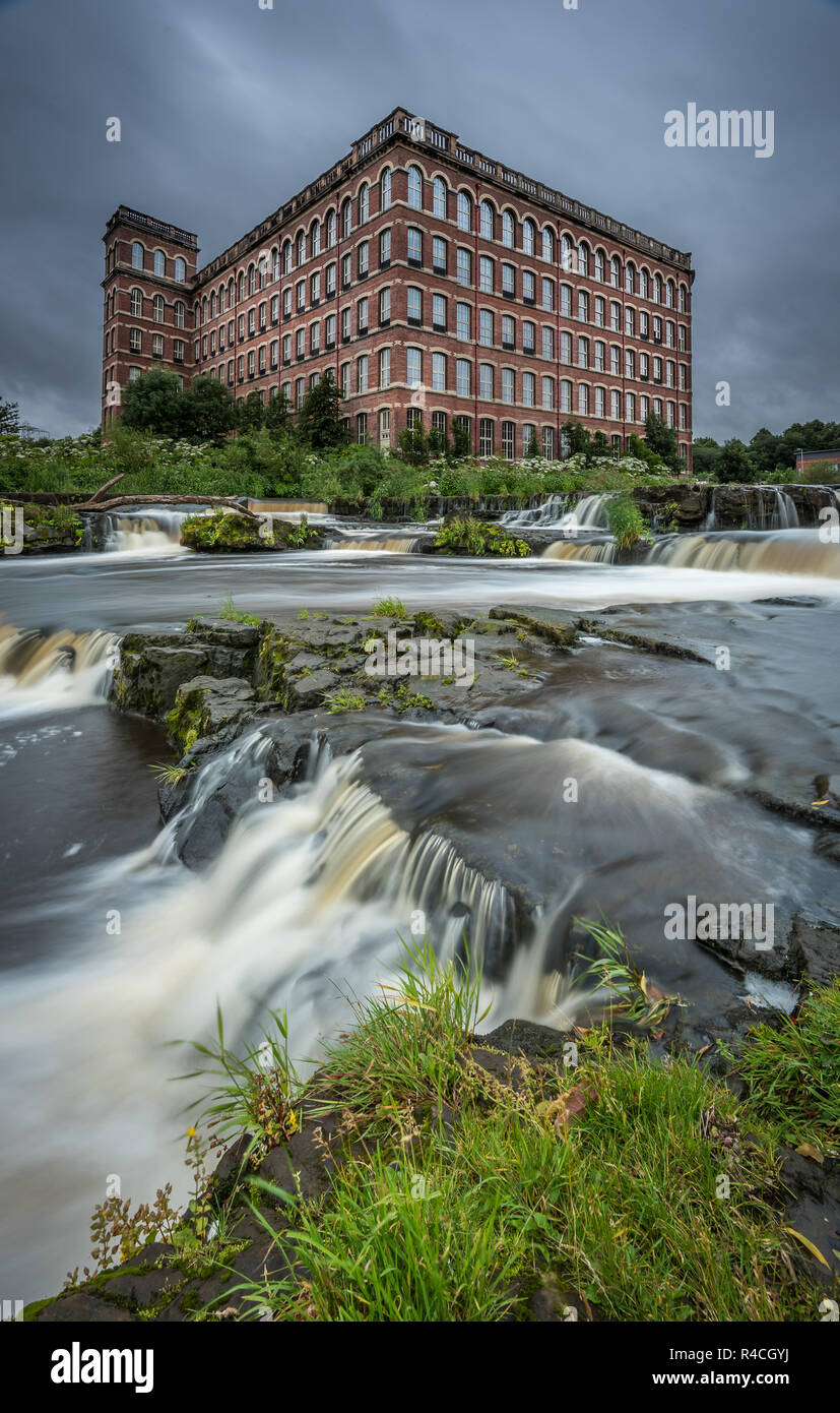 Anchor Mill in Paisley Stock Photo Alamy