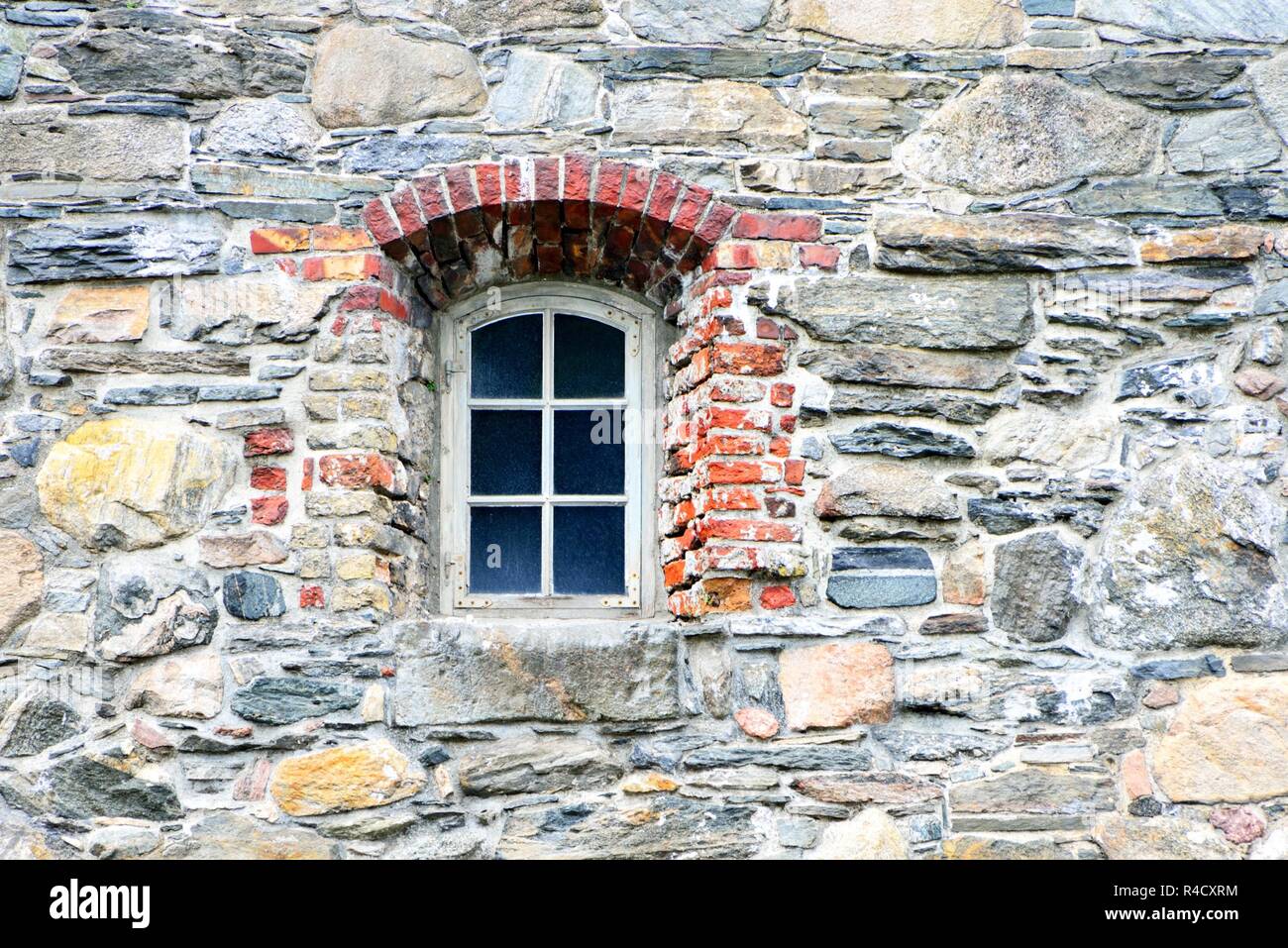 Old window and stone wall Stock Photo - Alamy