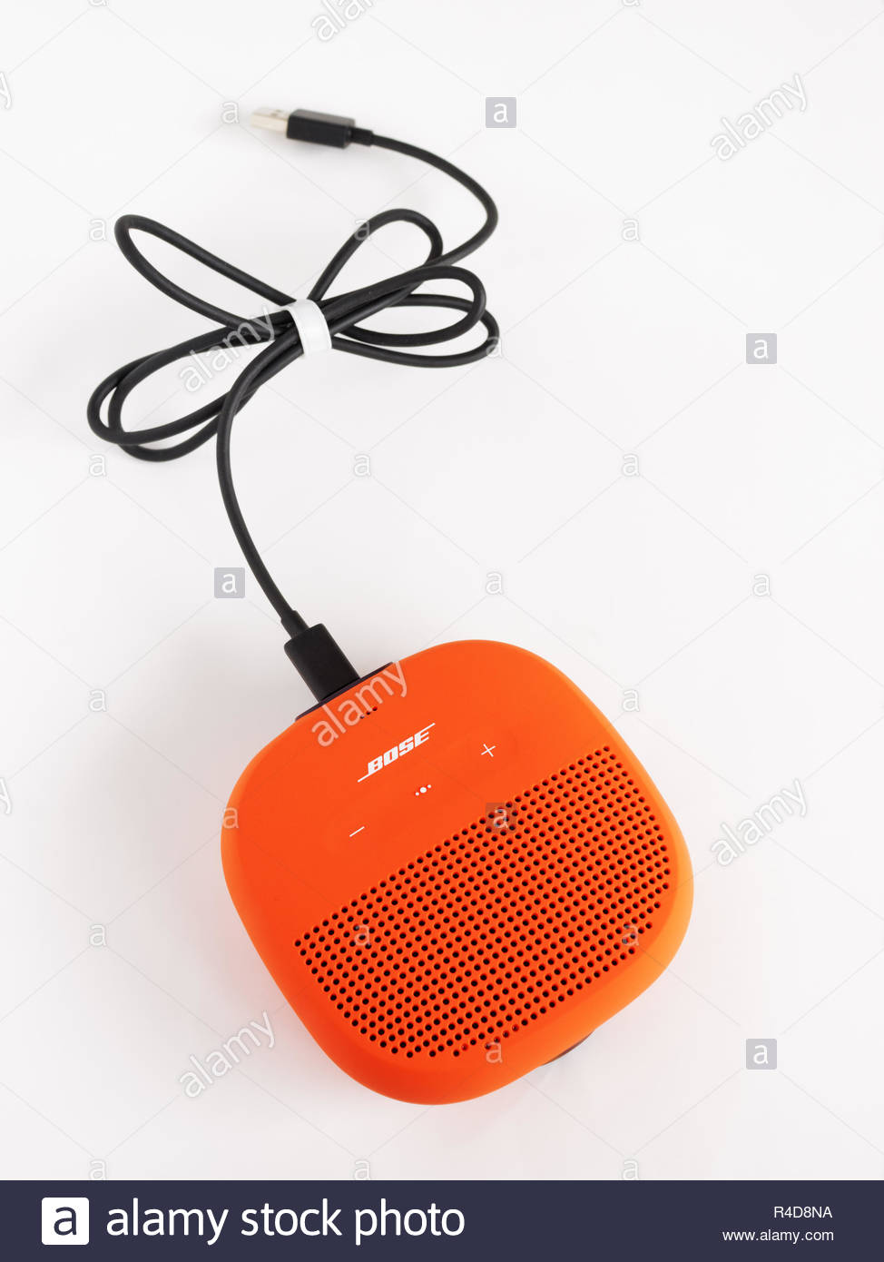 bose soundlink micro charging