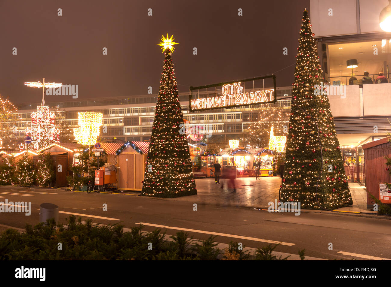 christmas market at kurfÃ¼rstendamm Stock Photo