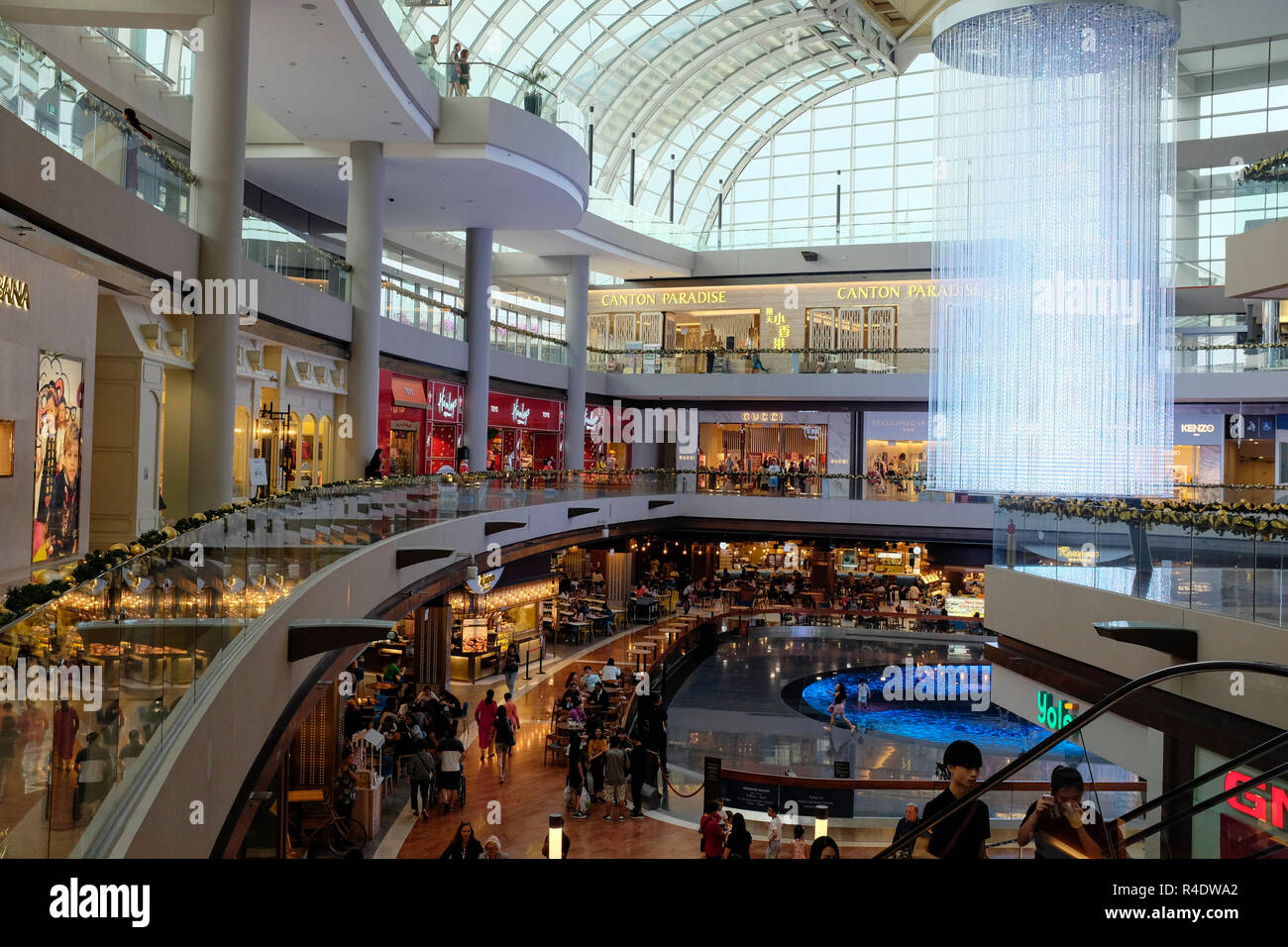 The Shoppes at Marina Bay Sands - a luxury shopping mall in the Marina Bay  Sands hotel & casino complex. Singapore Stock Photo - Alamy