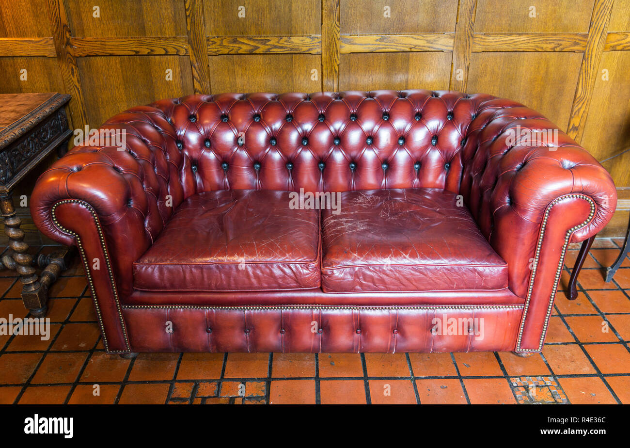 close up of vintage leather sofa Stock Photo - Alamy
