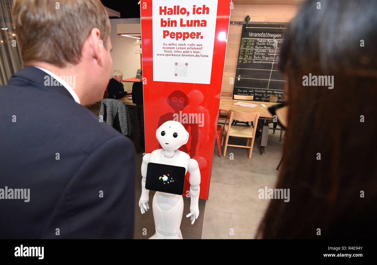 Bremen, Germany. 16th Nov, 2018. The robot "Luna Pepper" stands in the  district branch of the Sparkasse Bremen-Neustadt and listens to what it is  asked. The robot should greet customers, support them