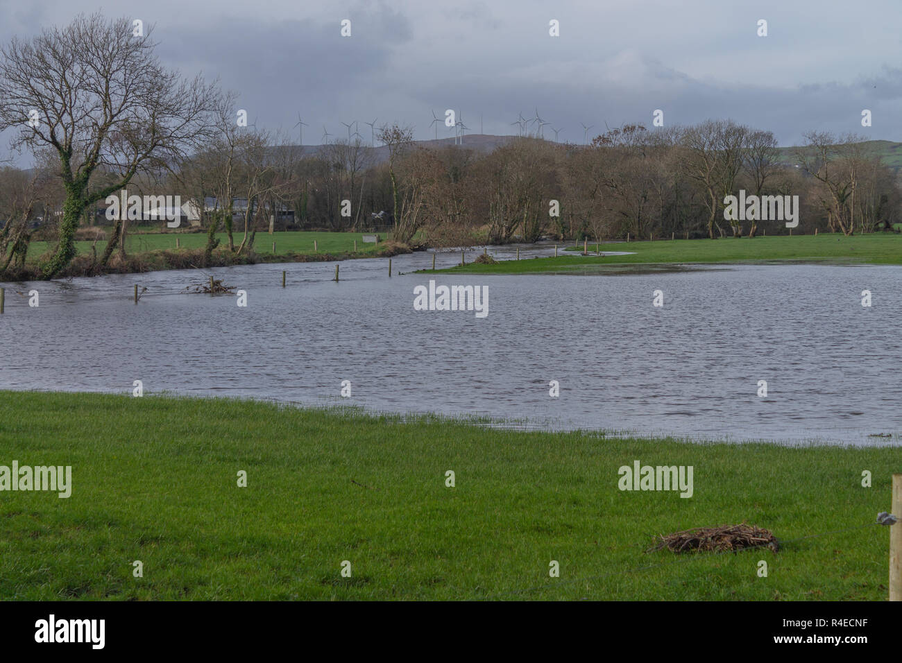 Skibbereen, West Cork, Ireland, November 27th 2018. The overnight torrential rain caused the River Ilen above Skibbereen to burst its banks. So far the new flood defences for the town are working, but more heavy rain may put them to a severe test.    Credit: aphperspective/Alamy Live News Stock Photo