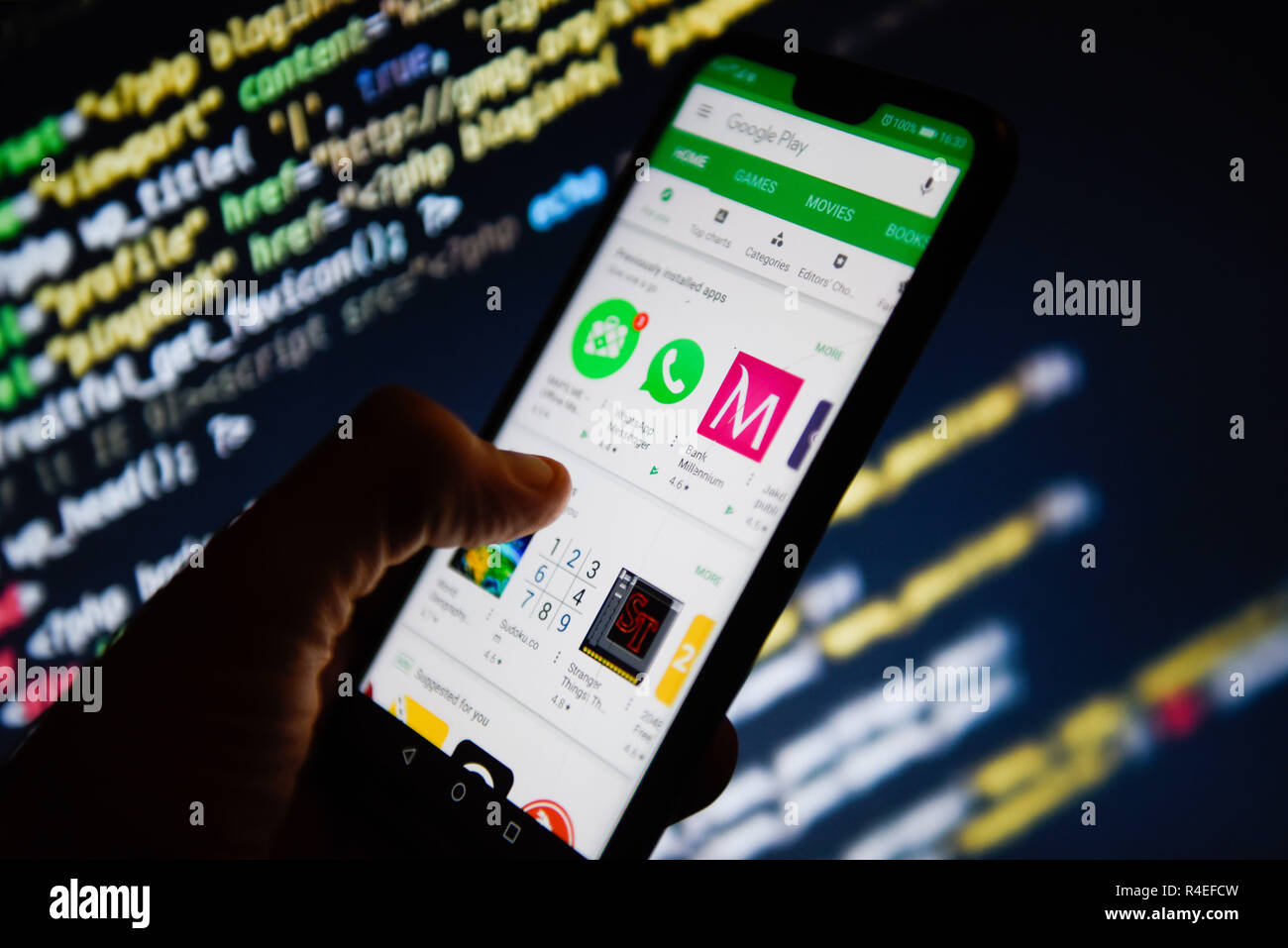 Google play store app hi-res stock photography and images - Alamy