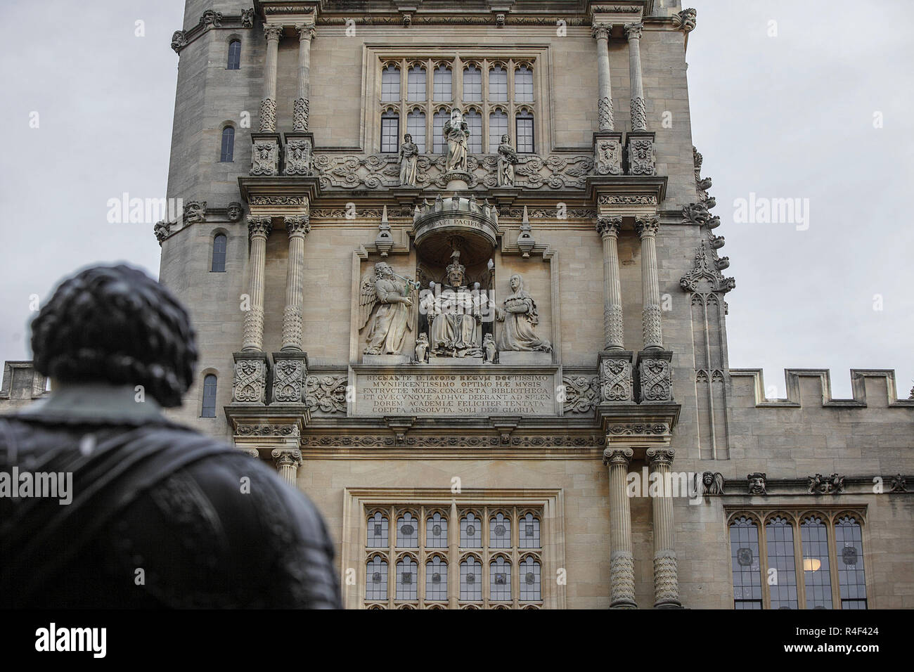 Architectural features within the internal confines in the courtyard of the Old Bodleian Library in the City of Oxford. Stock Photo