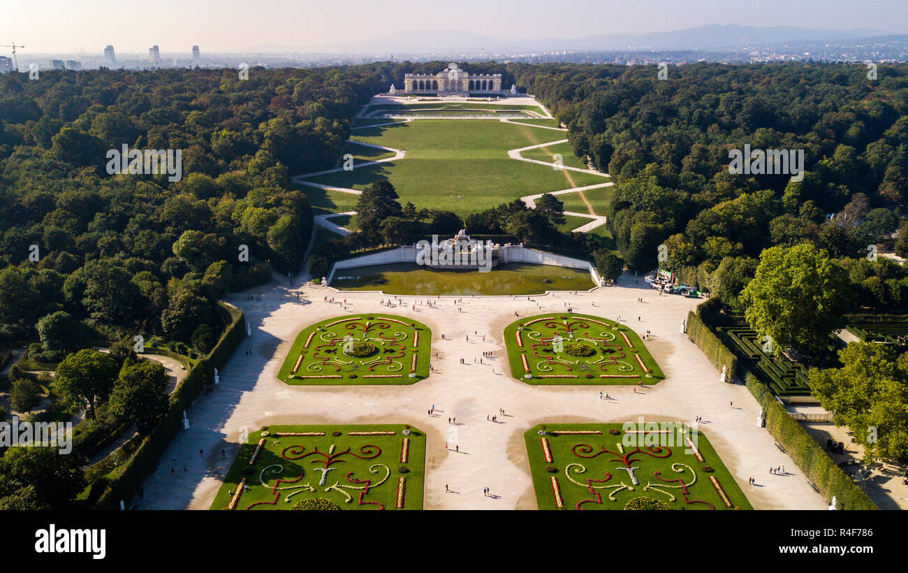 Neptune Fountain or Neptunbrunnen at Schönbrunn Palace or Schloß Schönbrunn, Vienna, Austria Stock Photo