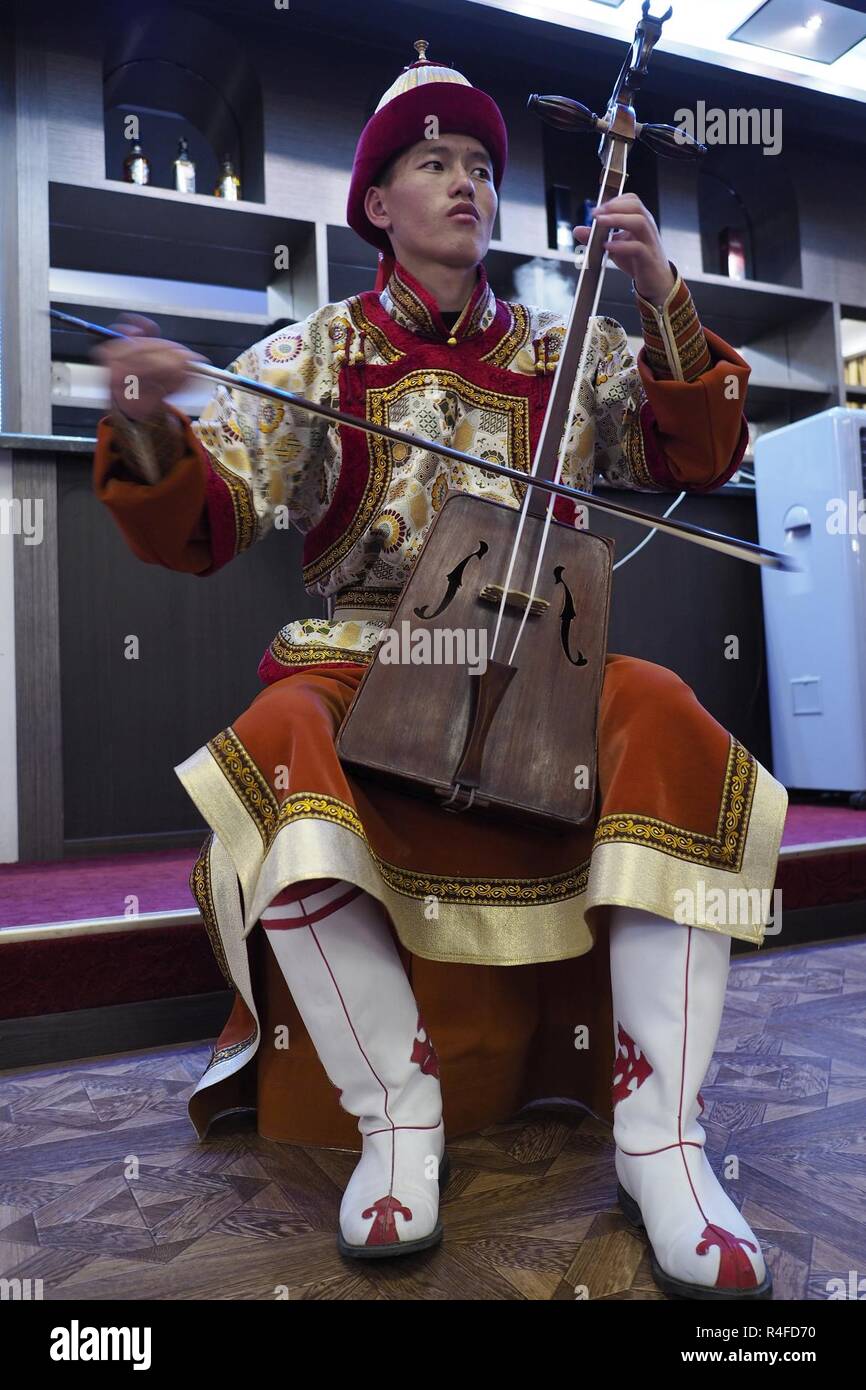 Mongolian horsehead fiddle hi-res stock photography and images - Alamy