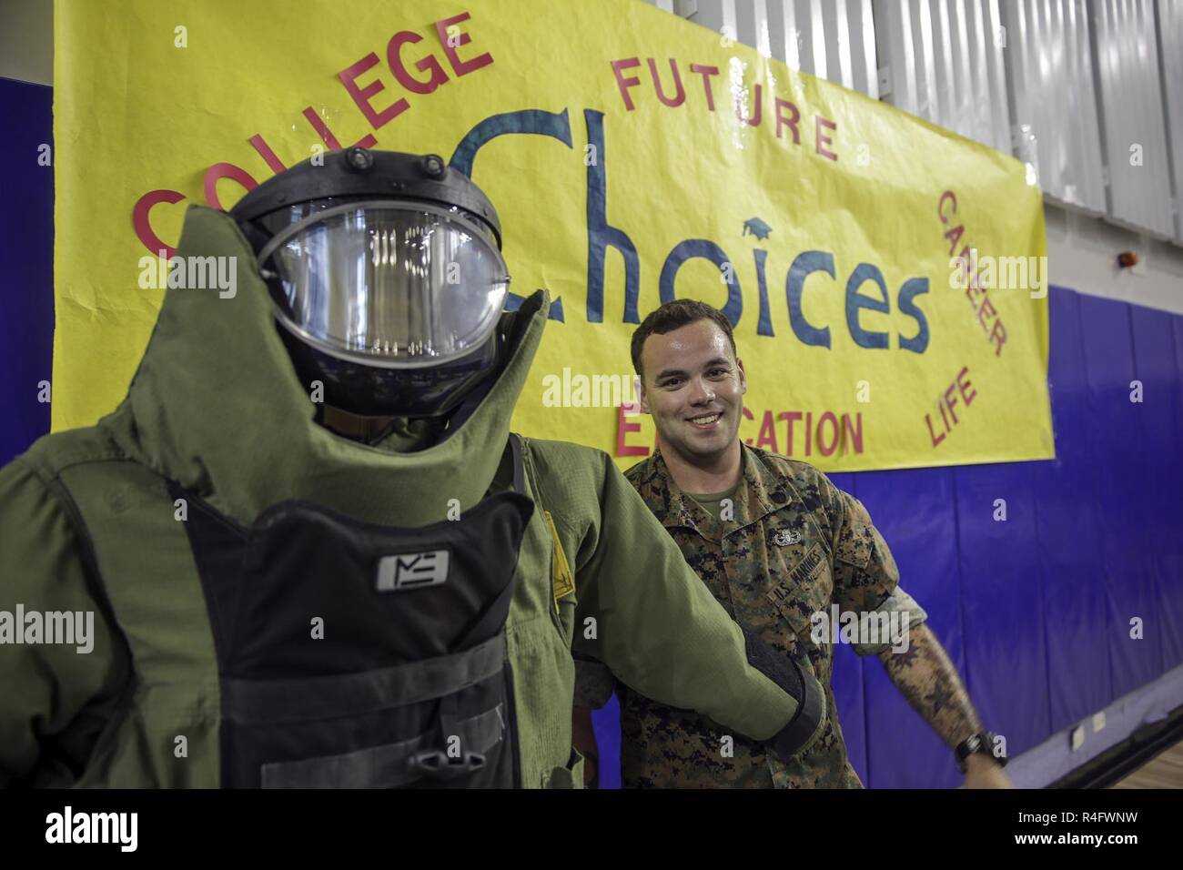 U s marine eod technician hi-res stock photography and images - Alamy