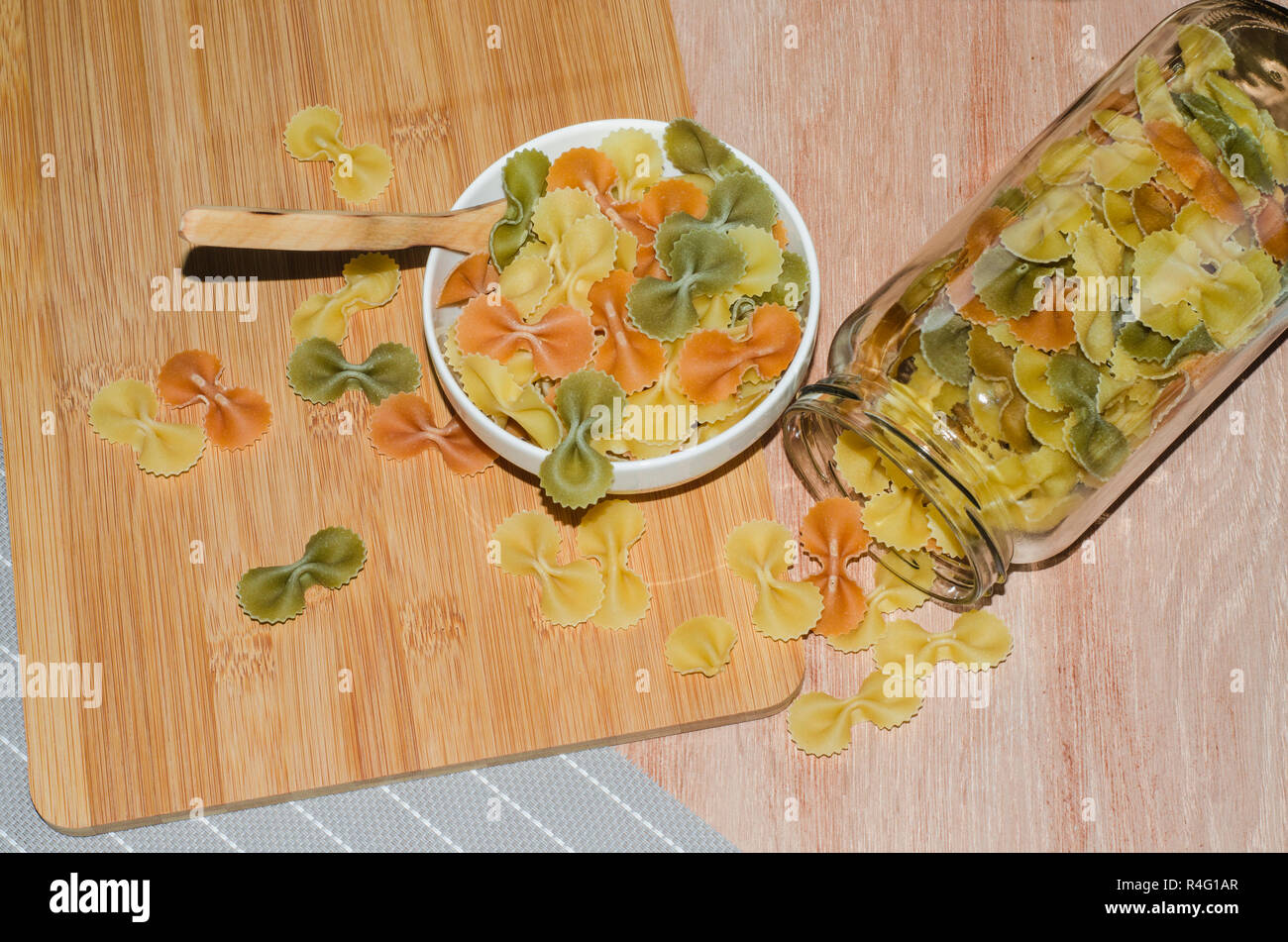 fideos o pasta de vegetales con tres sabores Stock Photo