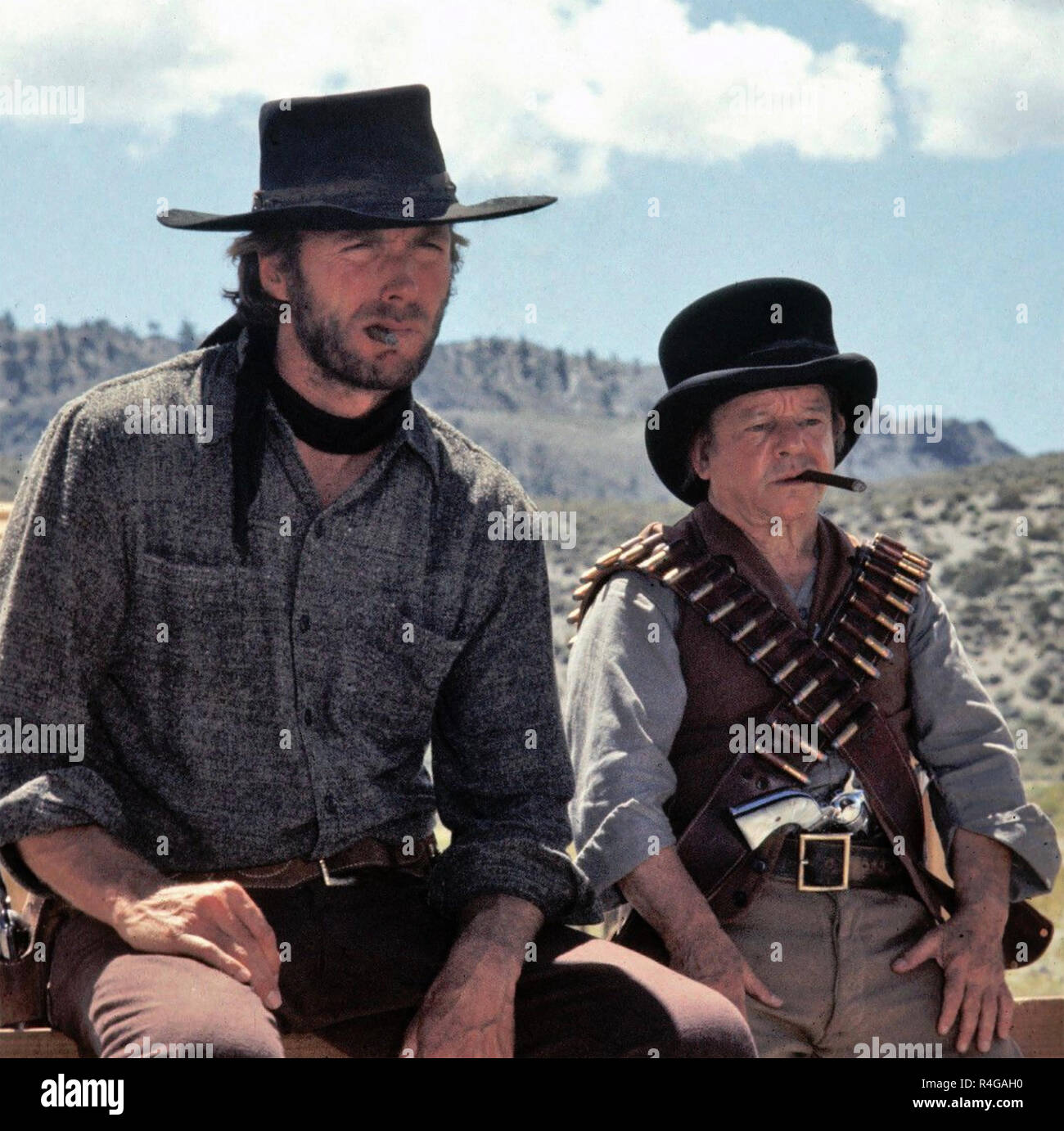 HIGH PLAINS DRIFTER 1973 film with Clint Eastwood at left and Billy Curtis Stock Photo