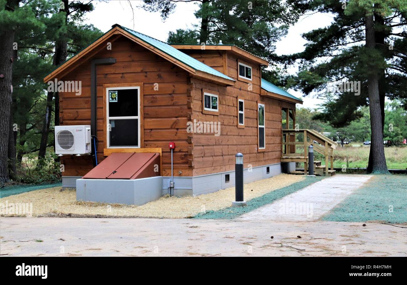 Whitetail Cabin Stock Photos Whitetail Cabin Stock Images Alamy