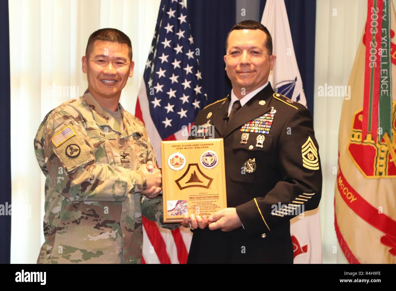Garrison Commander Col Hui Chae Kim Presents An Appreciation Plaque To
