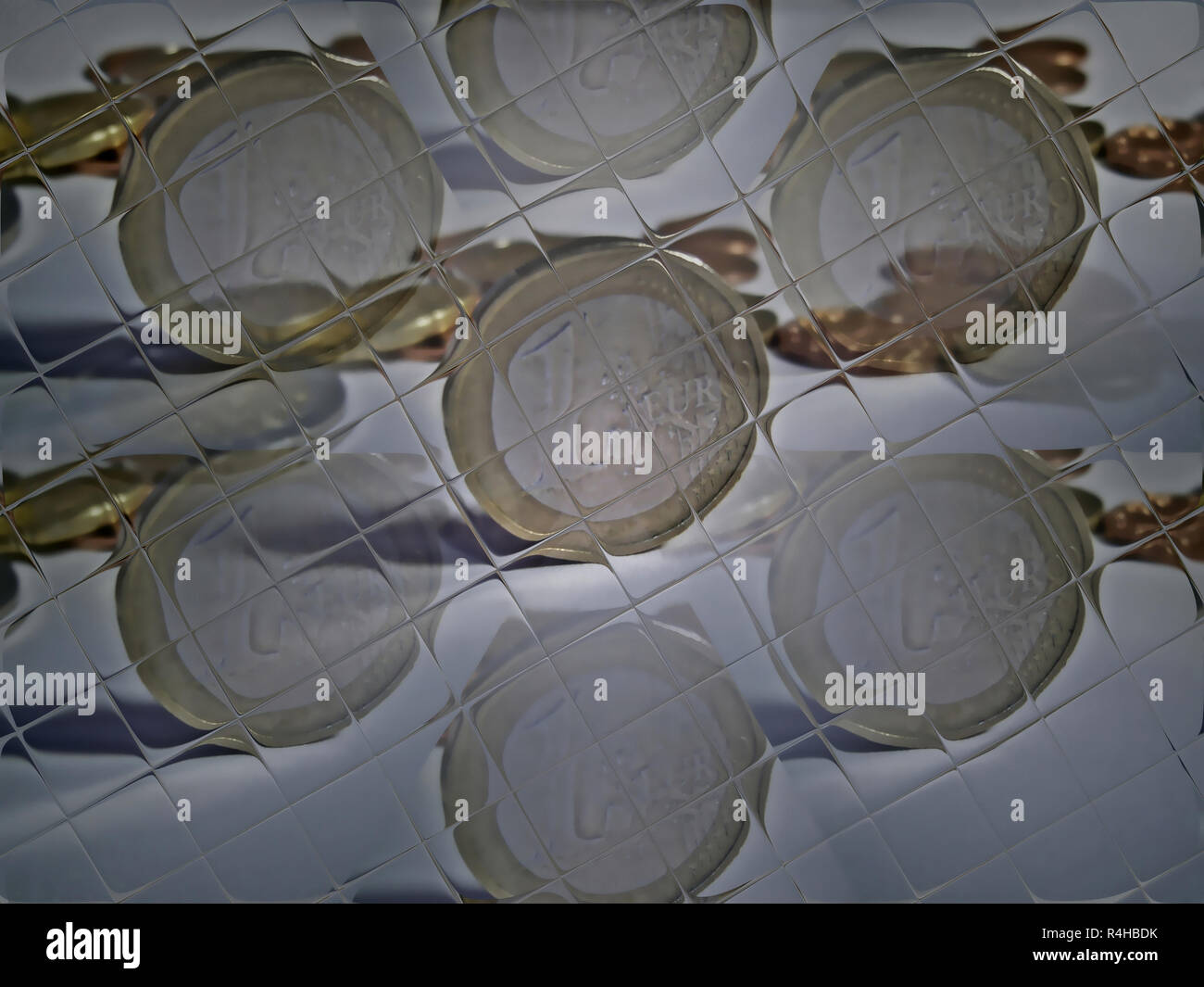 Reflection of a euro coin Stock Photo - Alamy