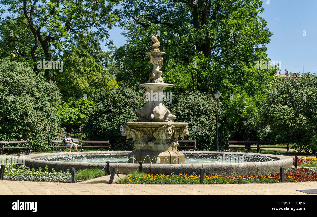 Kurort Teplice, Fountains in the stone bath in Š anov park, Springbrunnen Am Steinbad im Šanov Park Stock Photo