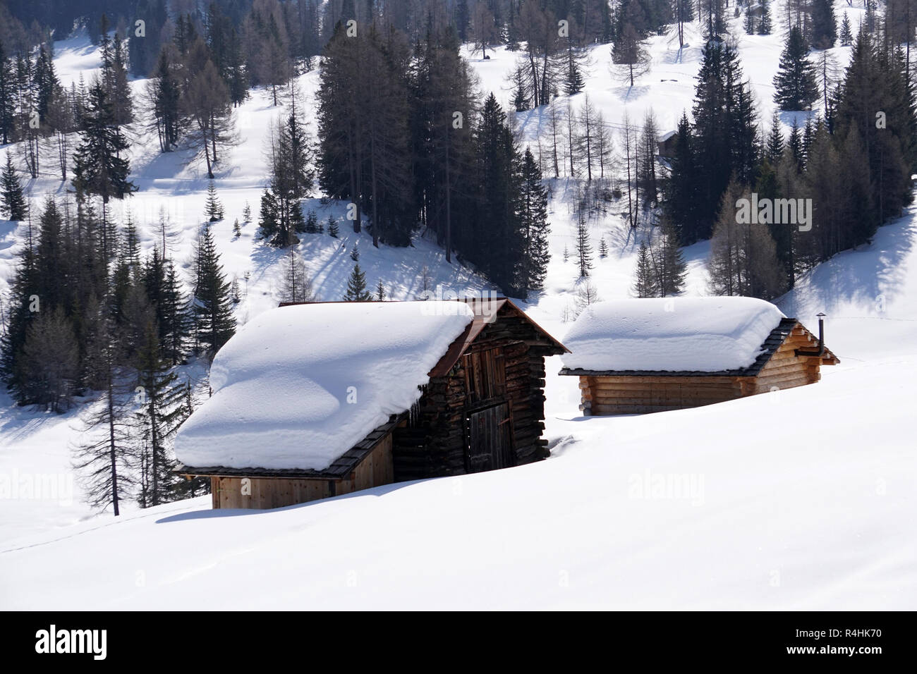 Isolated wood mountain house cabin hut covered by snow Stock Photo - Alamy