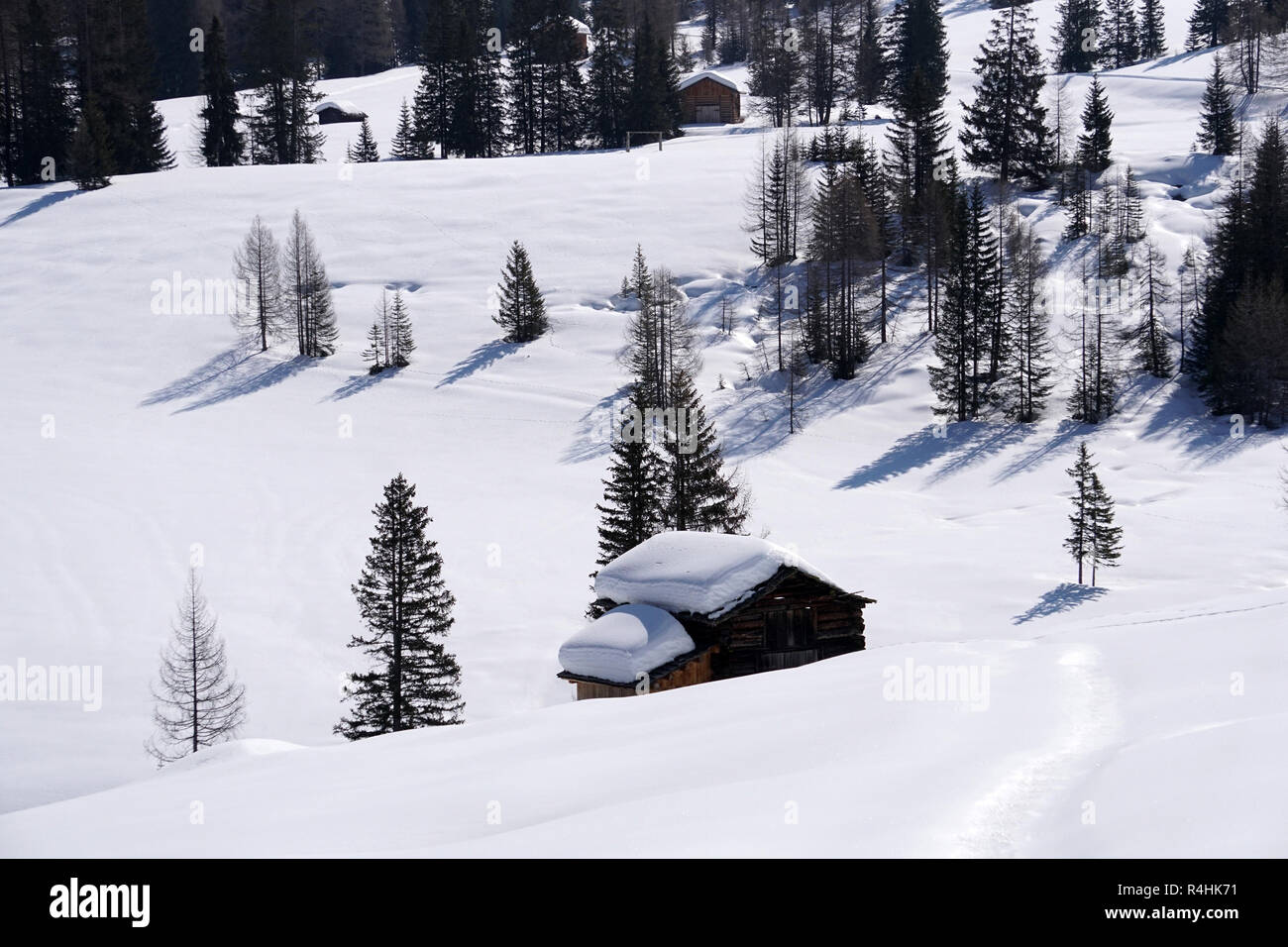 Isolated wood mountain house cabin hut covered by snow Stock Photo - Alamy