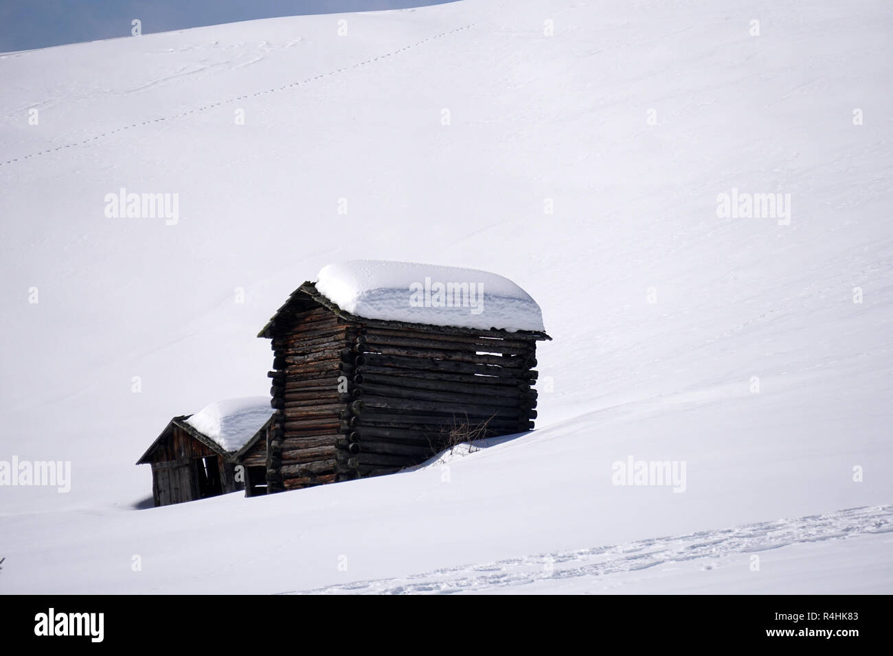Isolated wood mountain house cabin hut covered by snow Stock Photo - Alamy