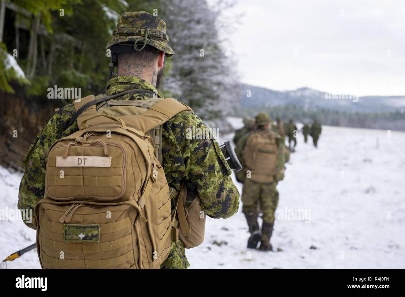 Canadian Armed Forces Members of the Royal 22nd Regiment conduct a