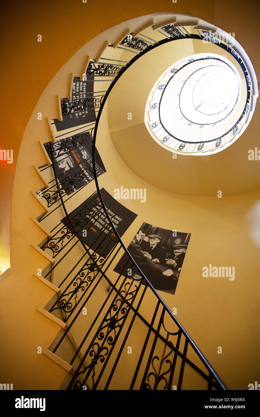 Cheers bar hires stock photography and images Alamy