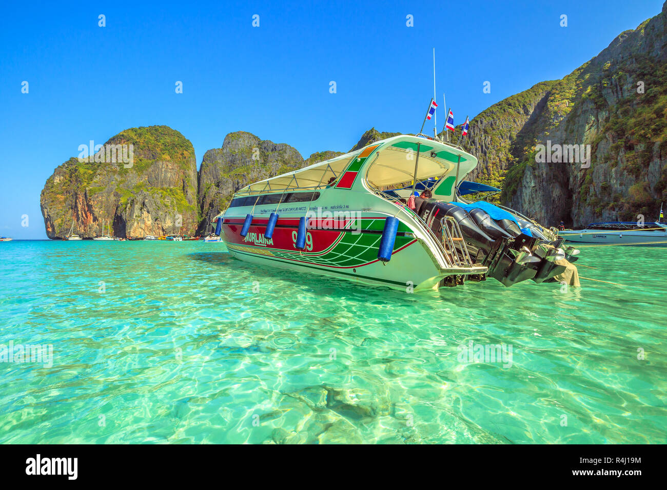 Paradisiac island hi-res stock photography and images - Alamy
