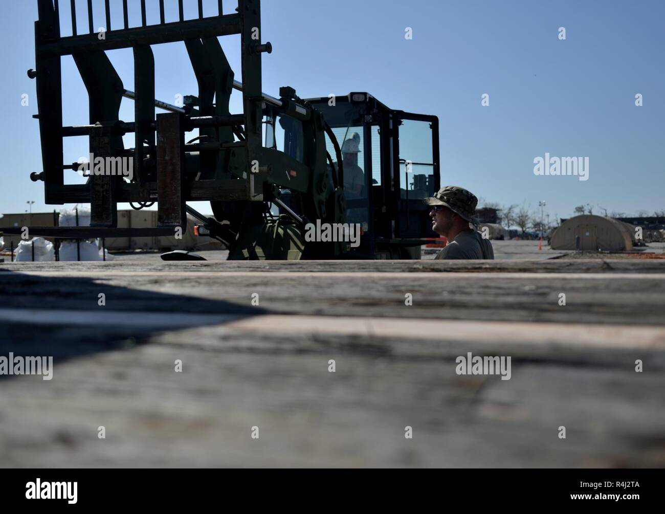 325th logistics readiness squadron hi-res stock photography and images ...