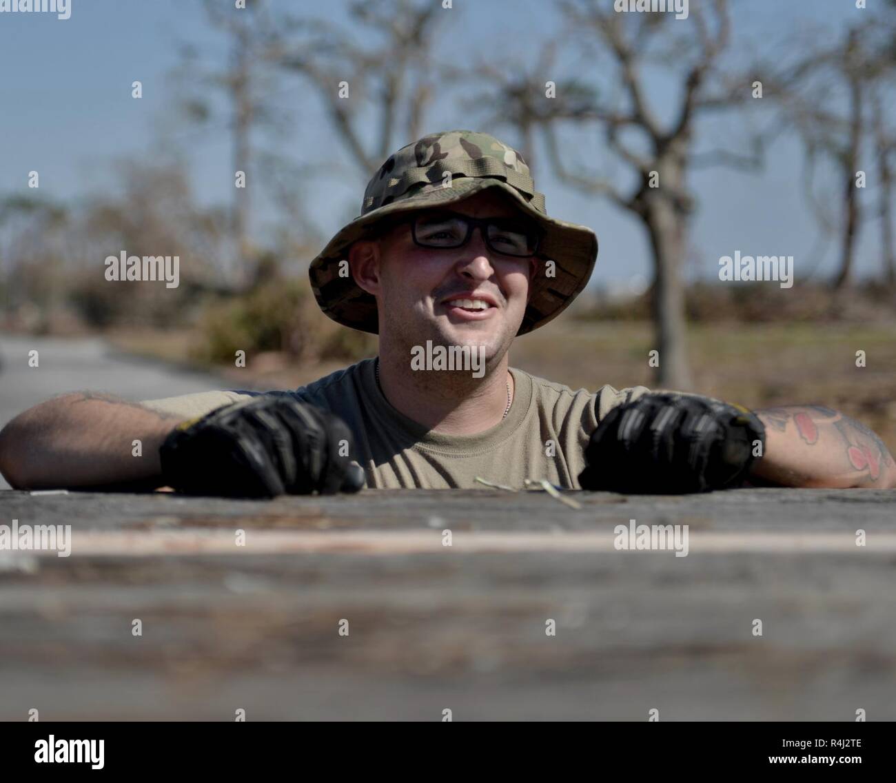325th lrs hi-res stock photography and images - Alamy