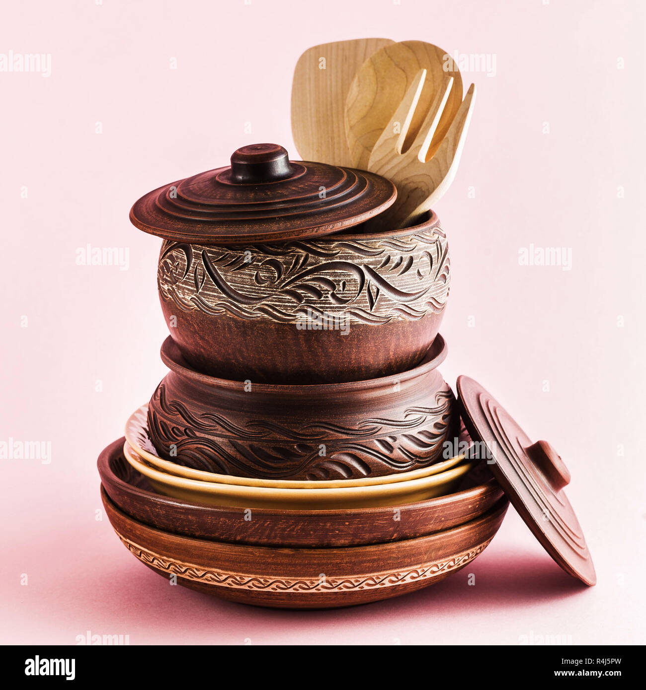 Clay Tableware Earthenware with slipware decoration hi-res stock photography and ...