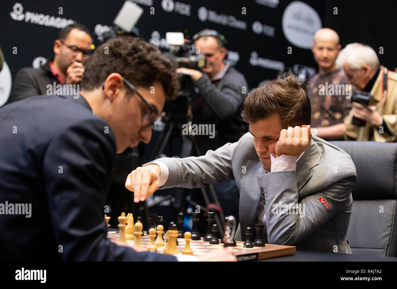 World Chess Championship in London 2018. Magnus Carlsen, World number One  from Norway, retained his title against Fabiano Caruana after a tie-break  Stock Photo - Alamy