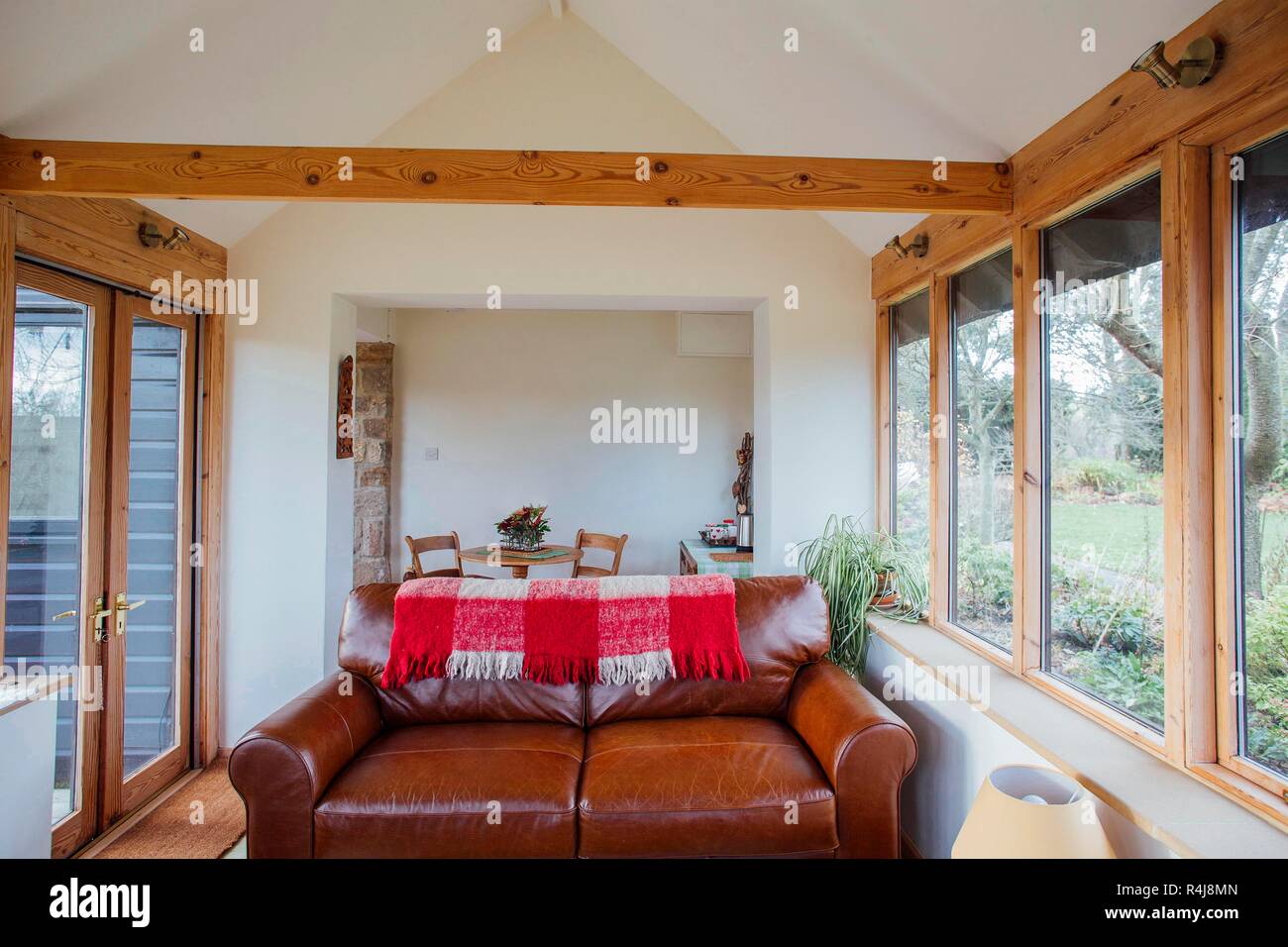 Log Cabin Living Room Stock Photo 226595397 Alamy