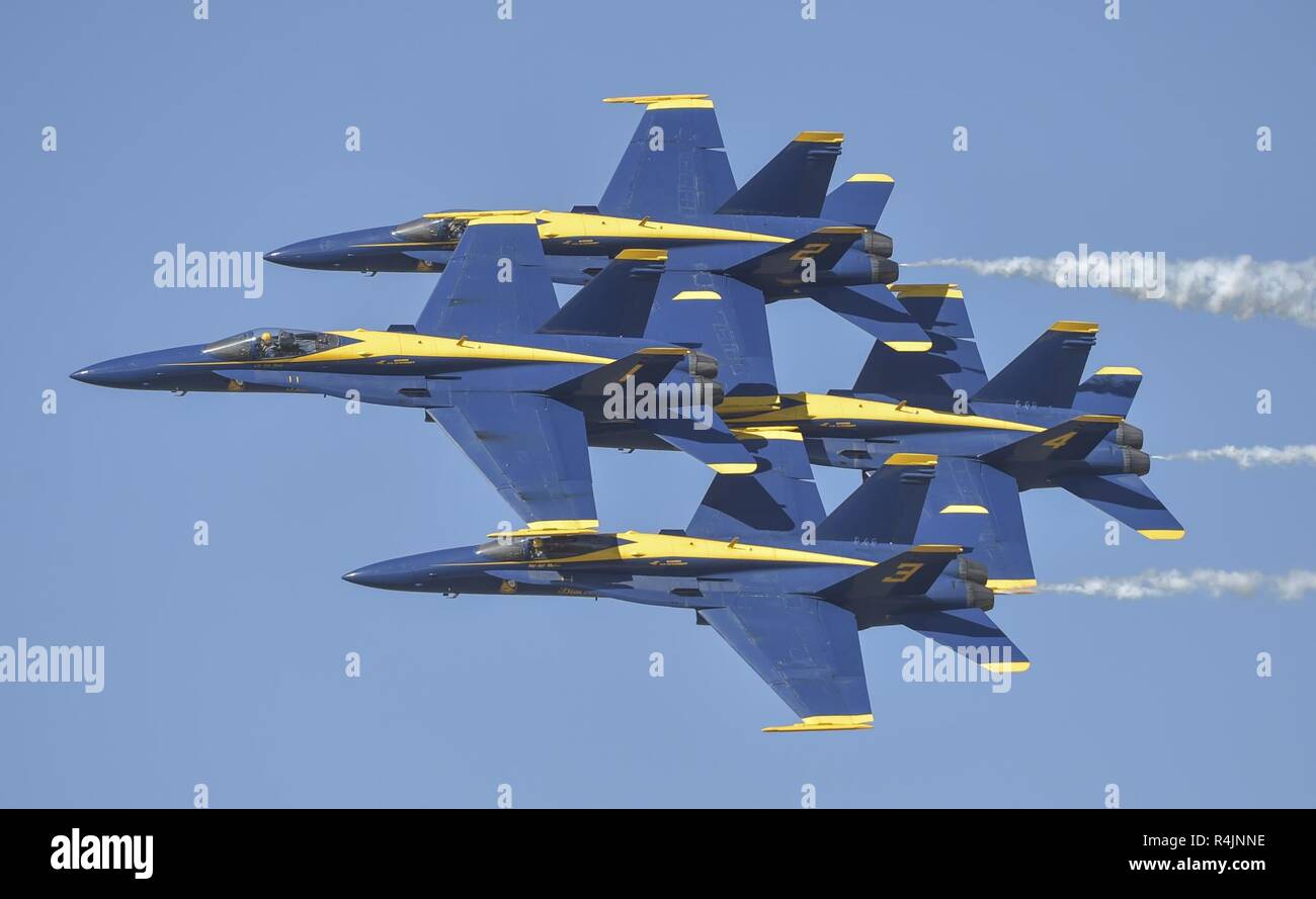 JACKSONVILLE, Fla. (Oct. 28, 2018) The U.S. Navy Flight Demonstration