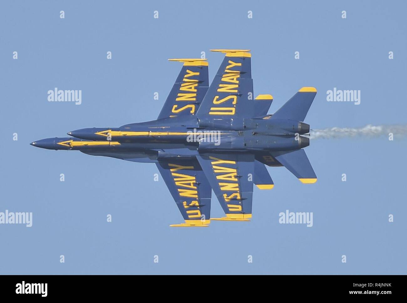 JACKSONVILLE, Fla. (Oct. 28, 2018) The U.S. Navy Flight Demonstration